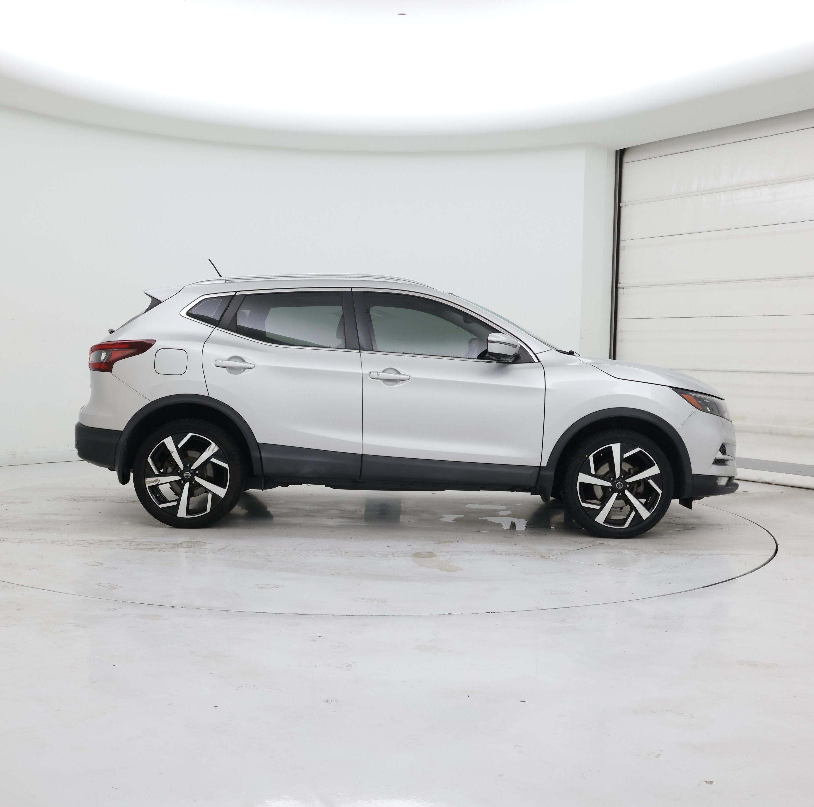 Thumbnail: 2020 Nissan Rogue Sport - 7