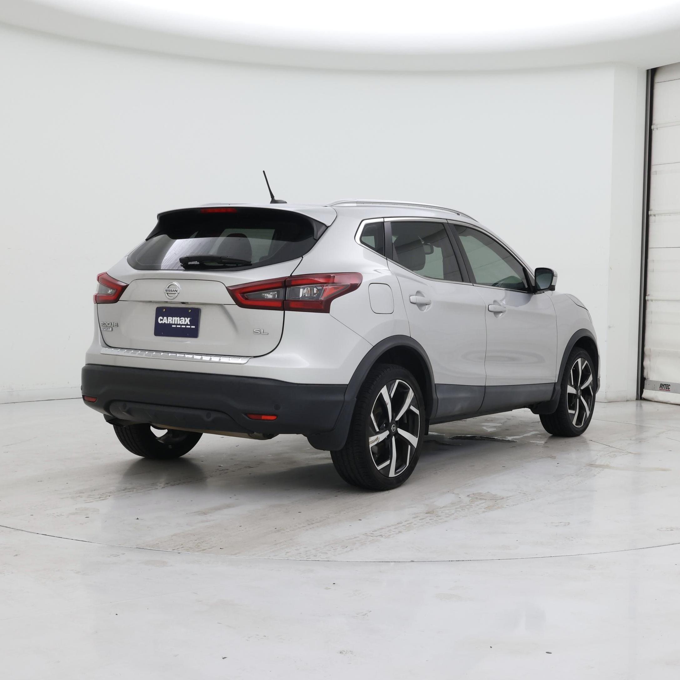 Thumbnail: 2020 Nissan Rogue Sport - 8