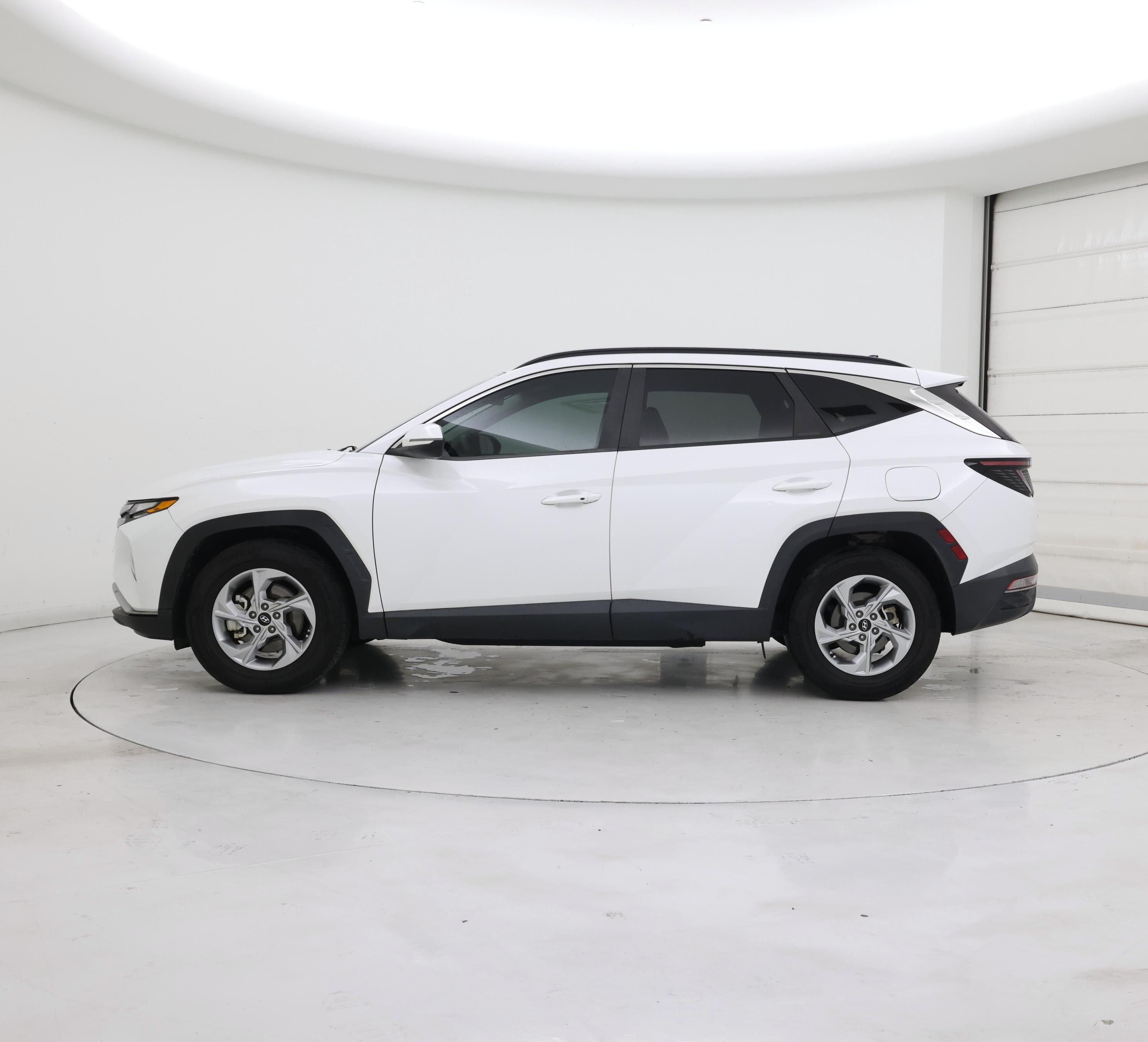 Thumbnail: 2022 Hyundai Tucson - 3