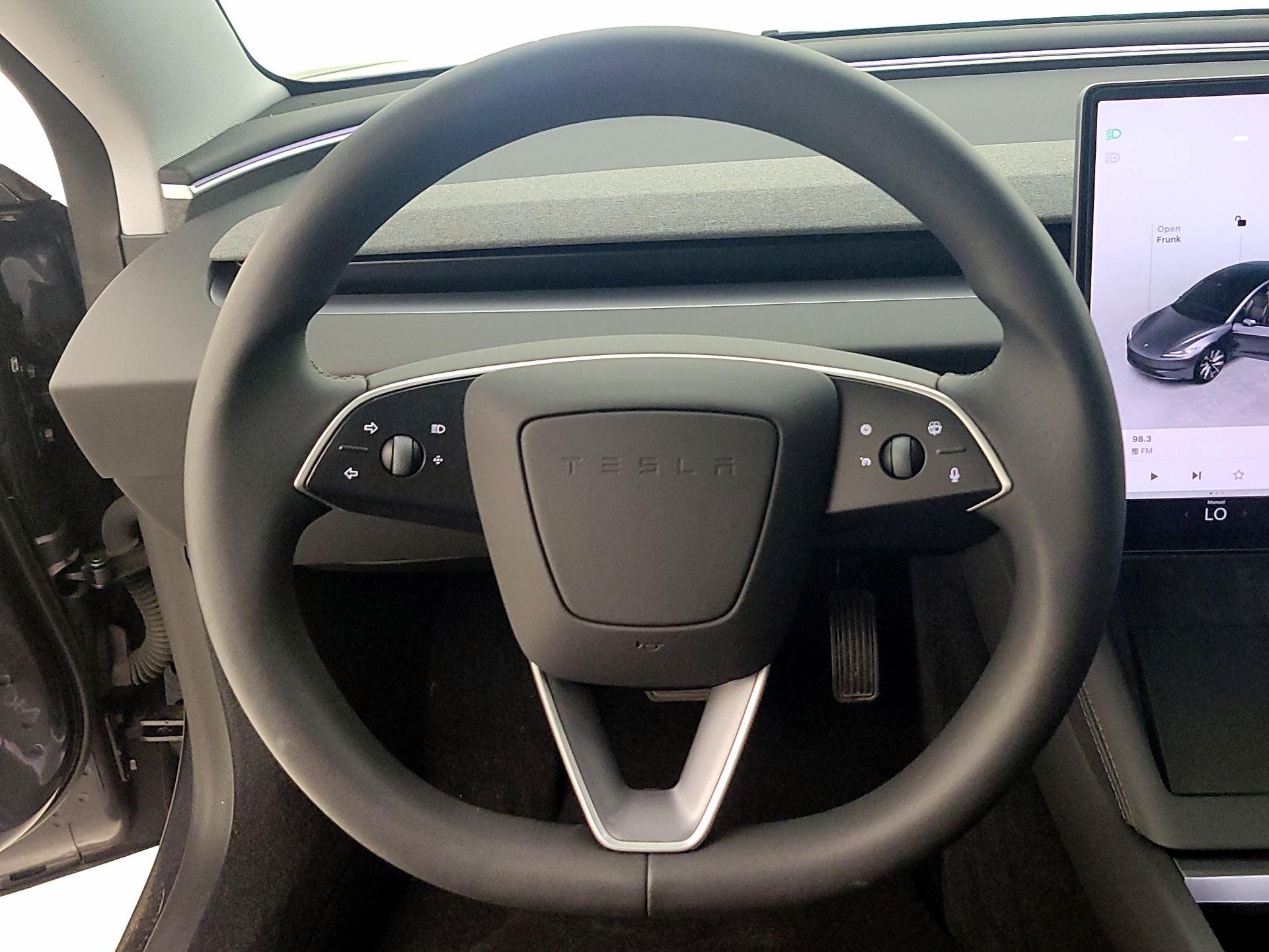 Thumbnail: 2025 Tesla Model 3 - 10