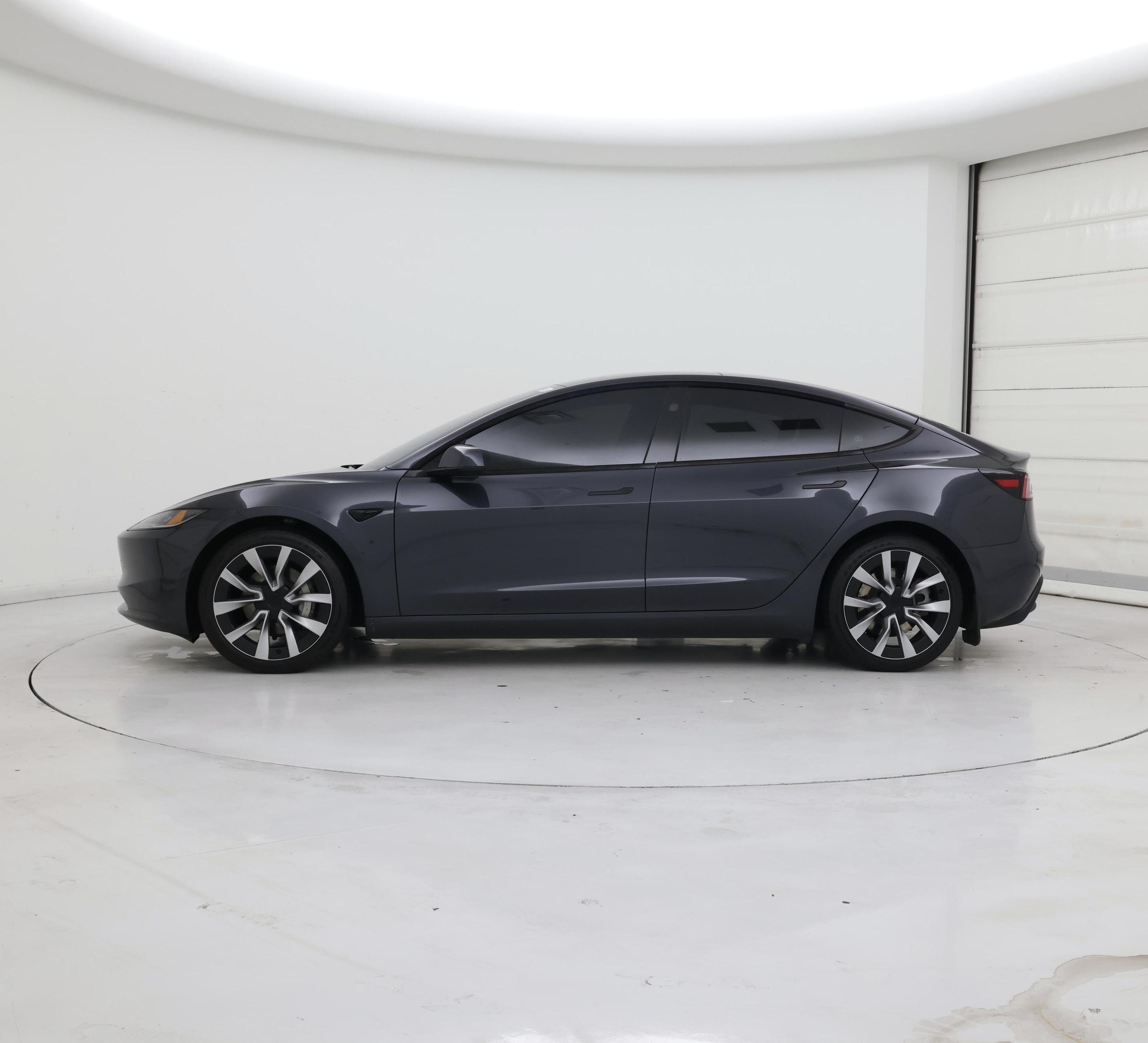 Thumbnail: 2025 Tesla Model 3 - 3