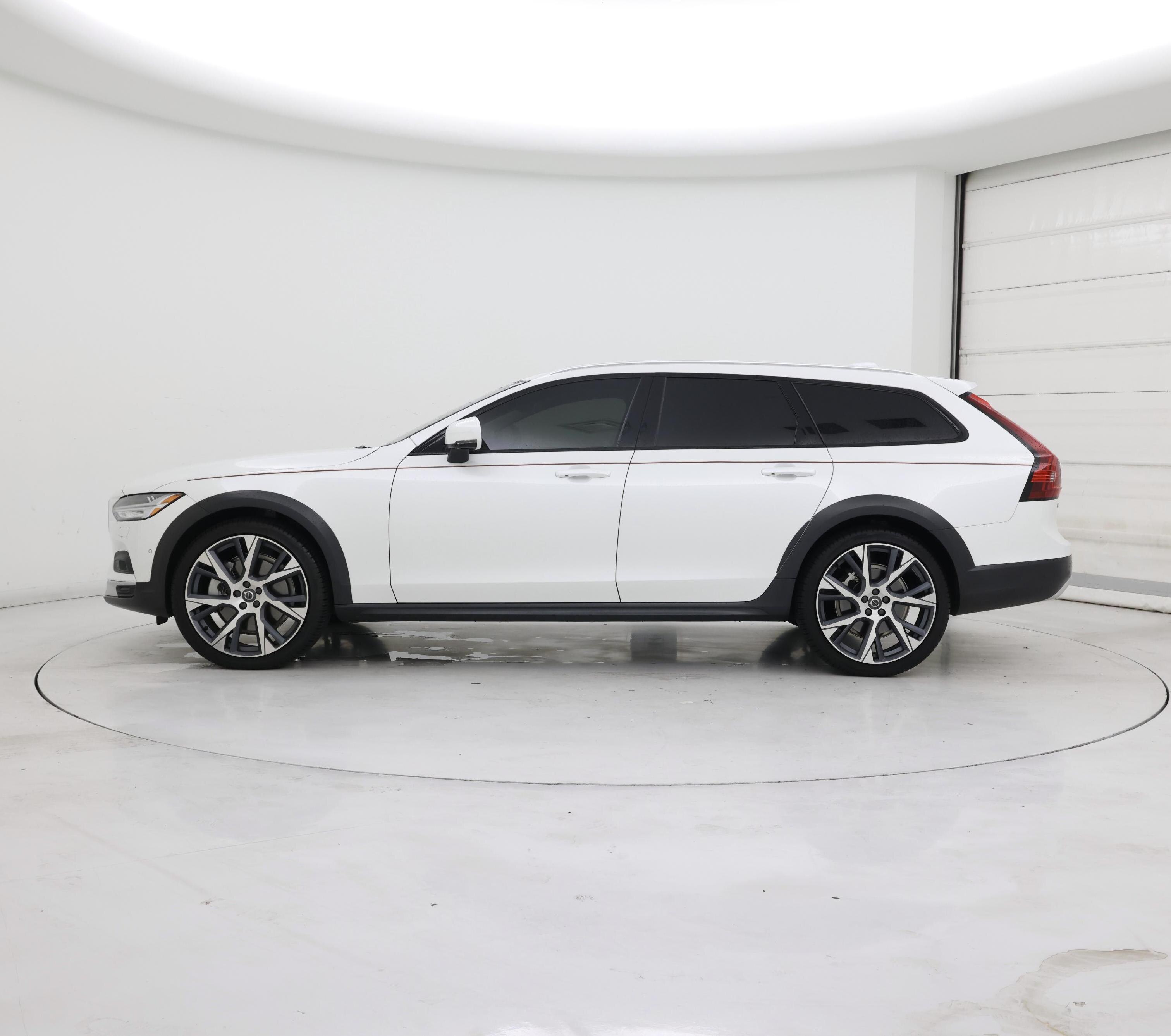 Thumbnail: 2025 Volvo S90 - 3