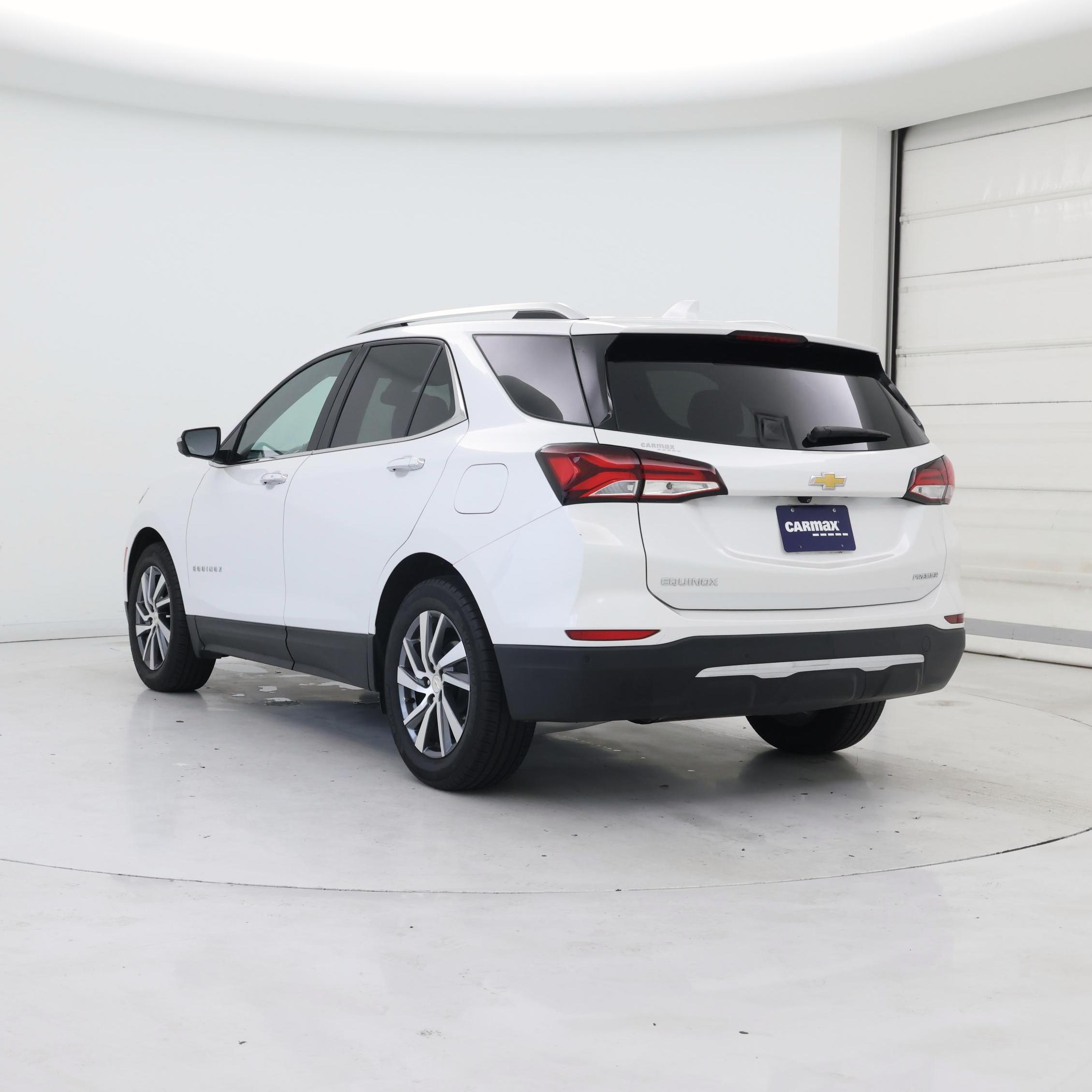 Thumbnail: 2022 Chevrolet Equinox - 2