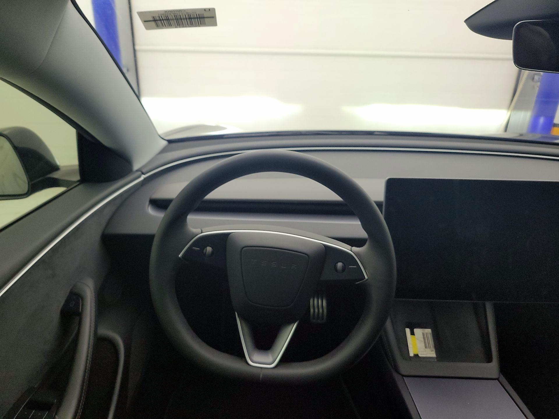Thumbnail: 2024 Tesla Model 3 - 10