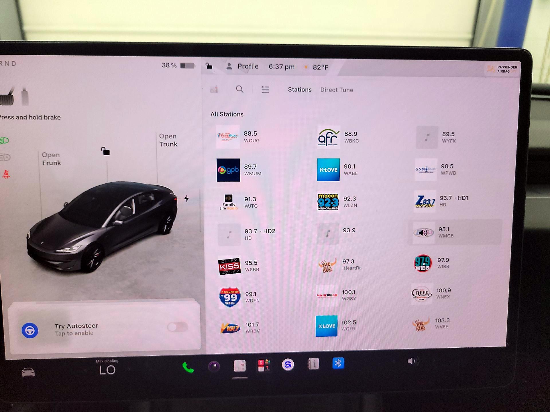 Thumbnail: 2024 Tesla Model 3 - 15