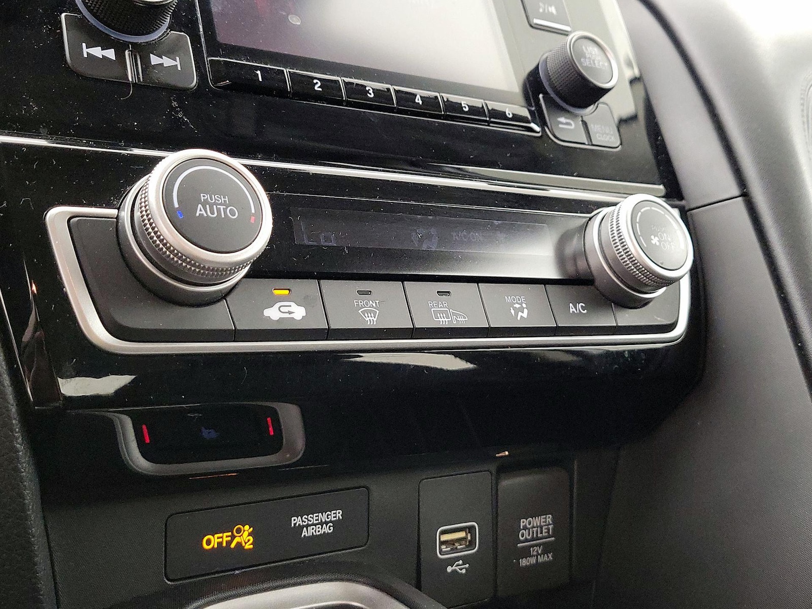2019 Honda Insight LX - Photo 17