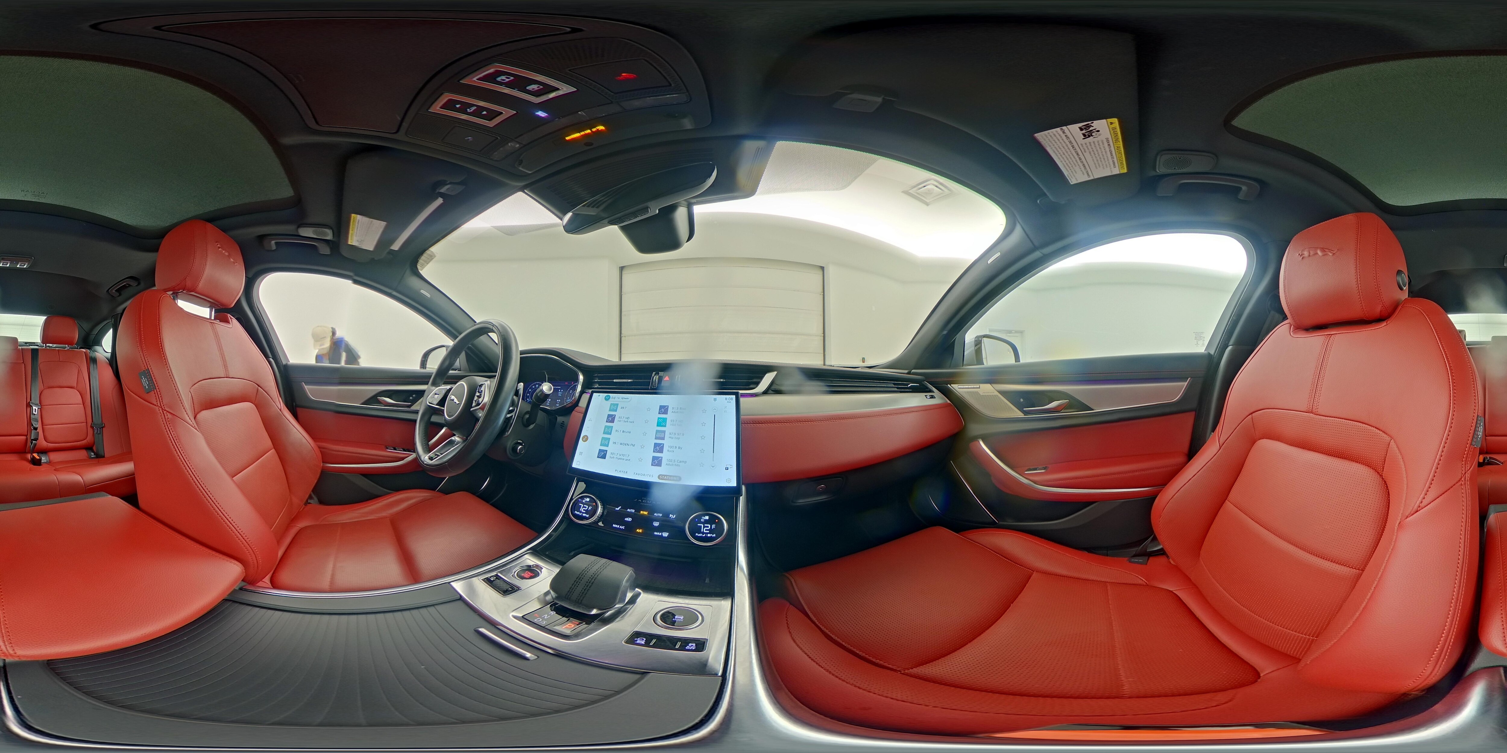 2021 Jaguar XF R-Dynamic SE - Photo 23