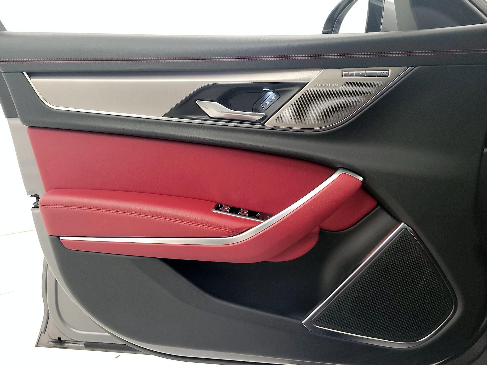 2021 Jaguar XF R-Dynamic SE - Photo 13