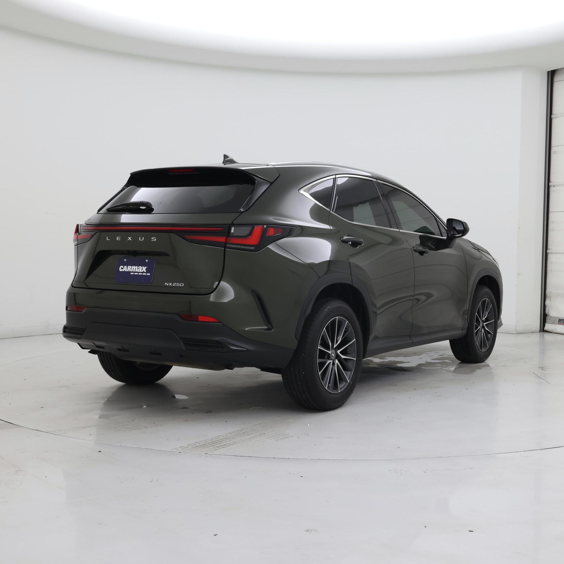 Thumbnail: 2022 Lexus NX - 8