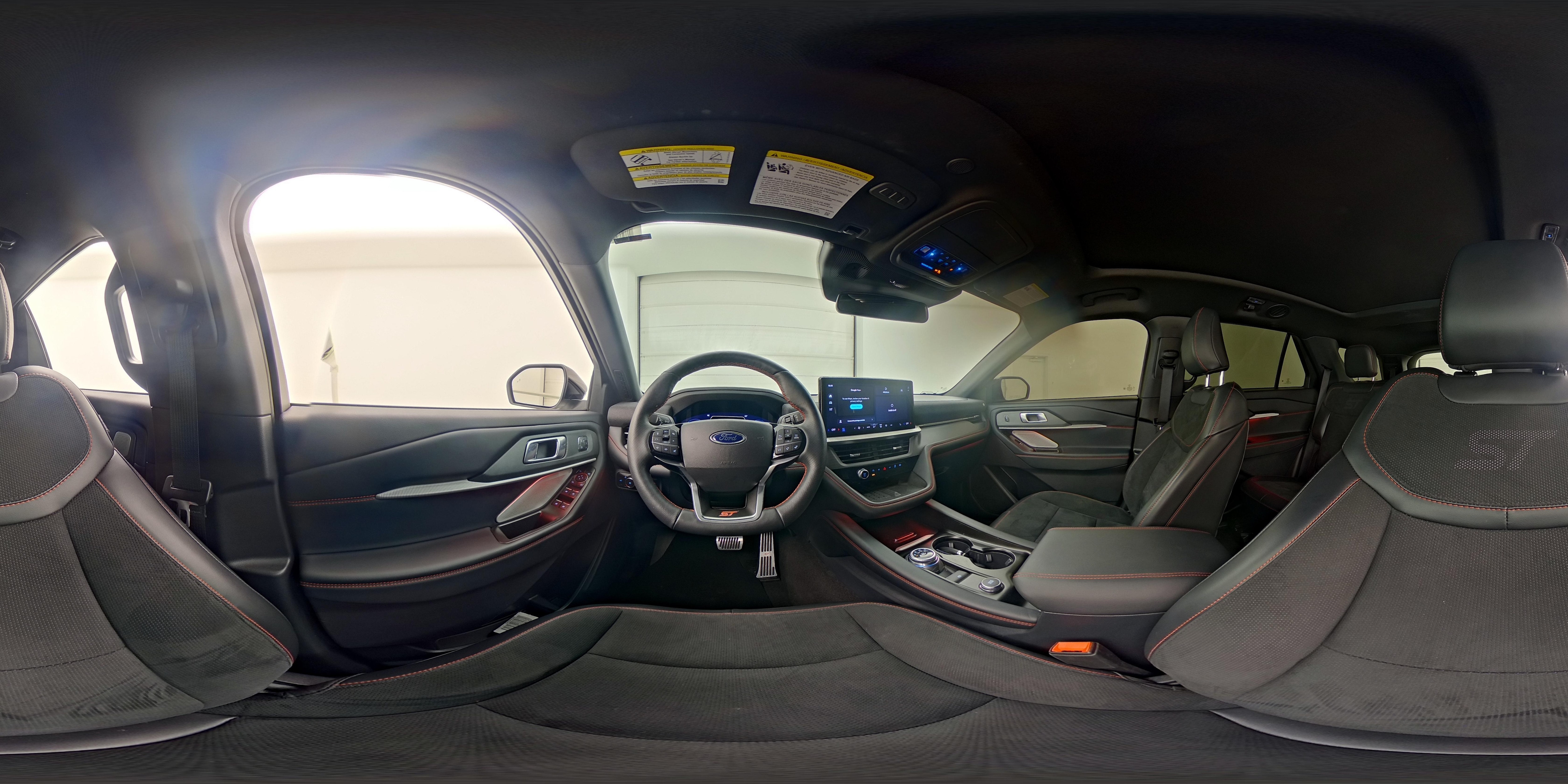 2025 Ford Explorer ST - Photo 24