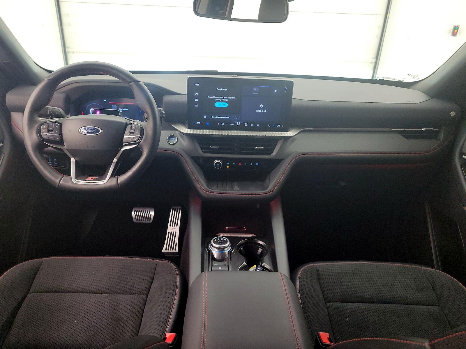 2025 Ford Explorer ST - Photo 10