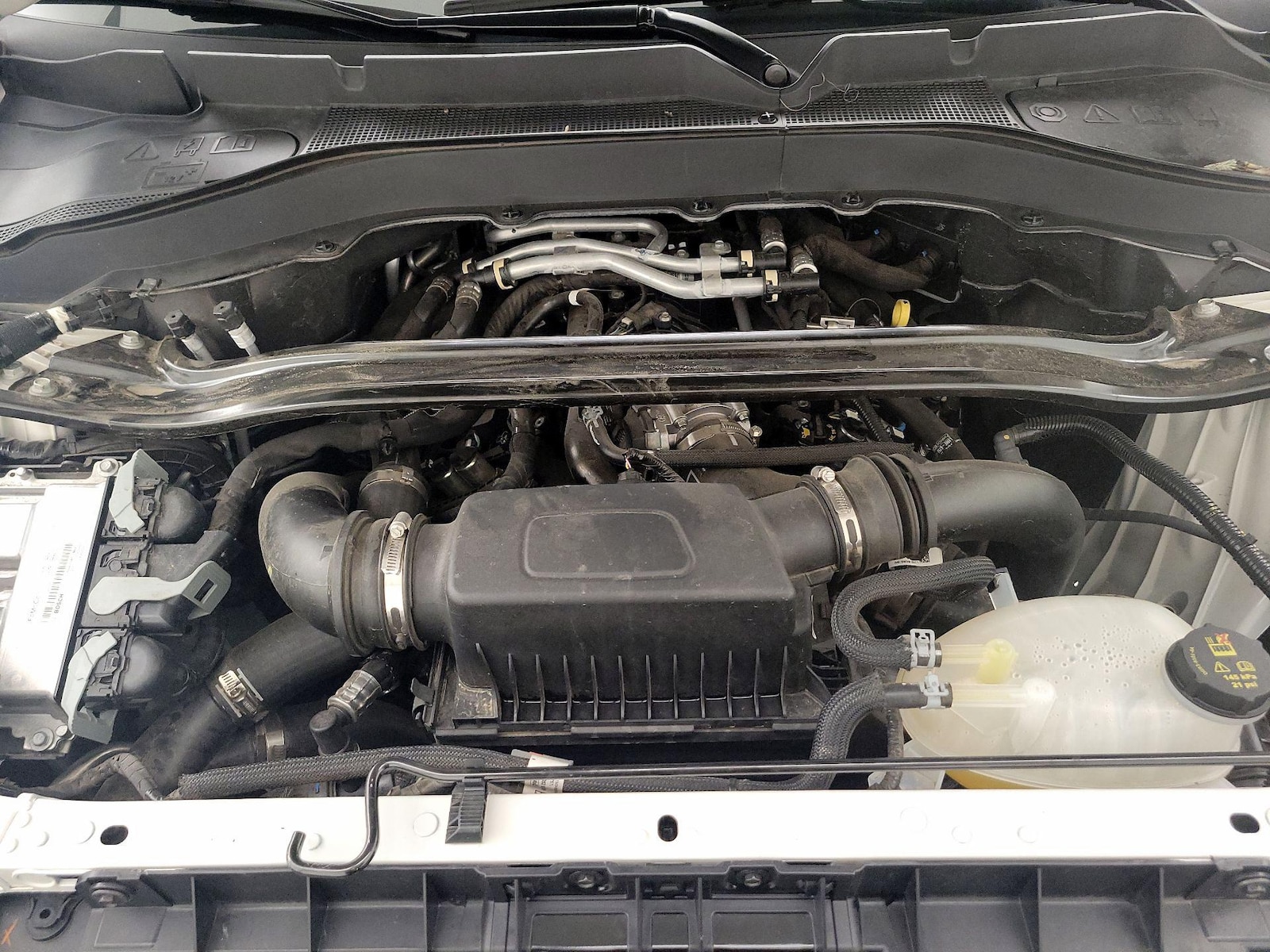 2025 Ford Explorer ST - Photo 20
