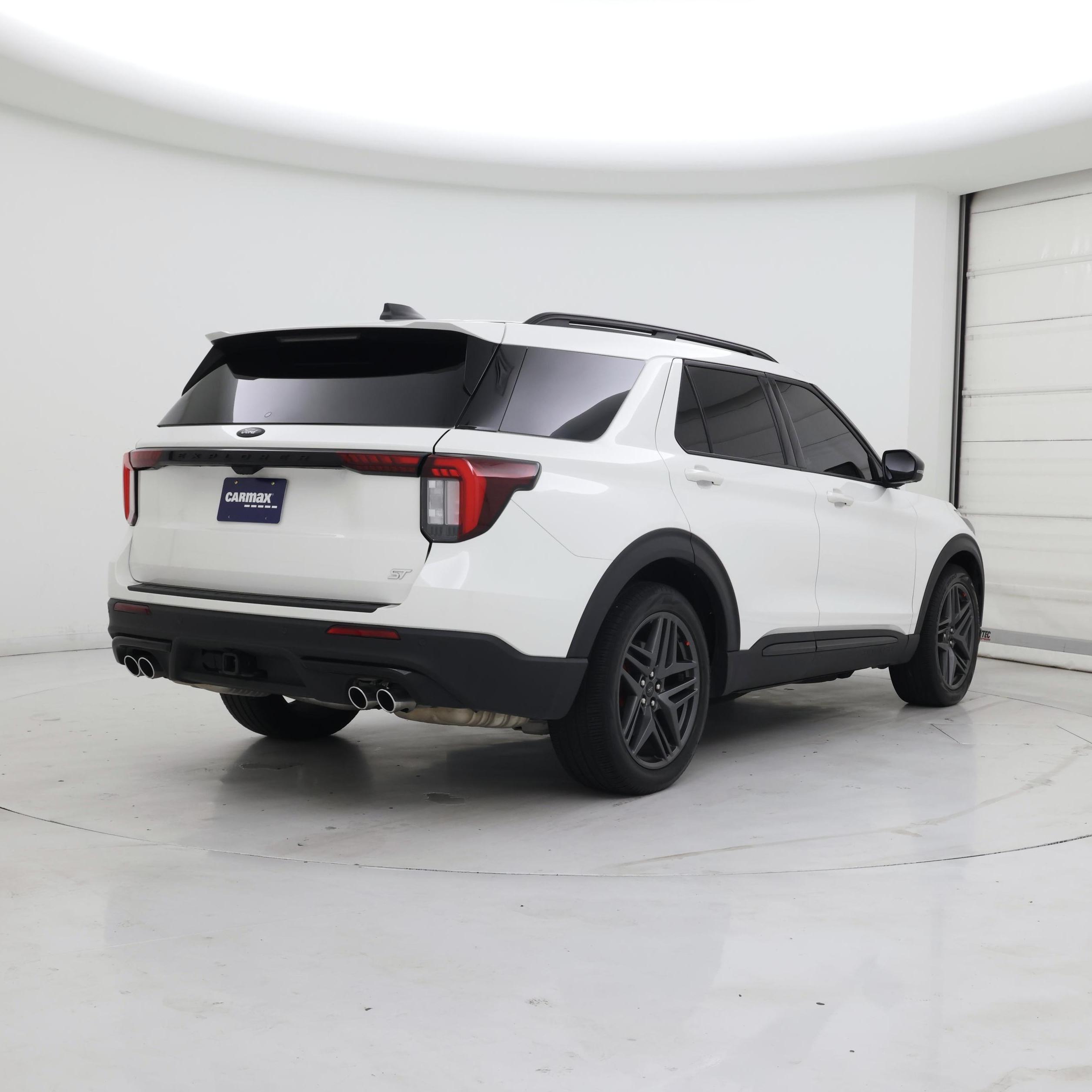 Thumbnail: 2025 Ford Explorer - 8