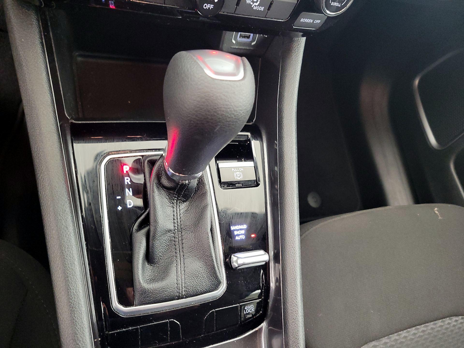 Thumbnail: 2023 Jeep Compass - 17