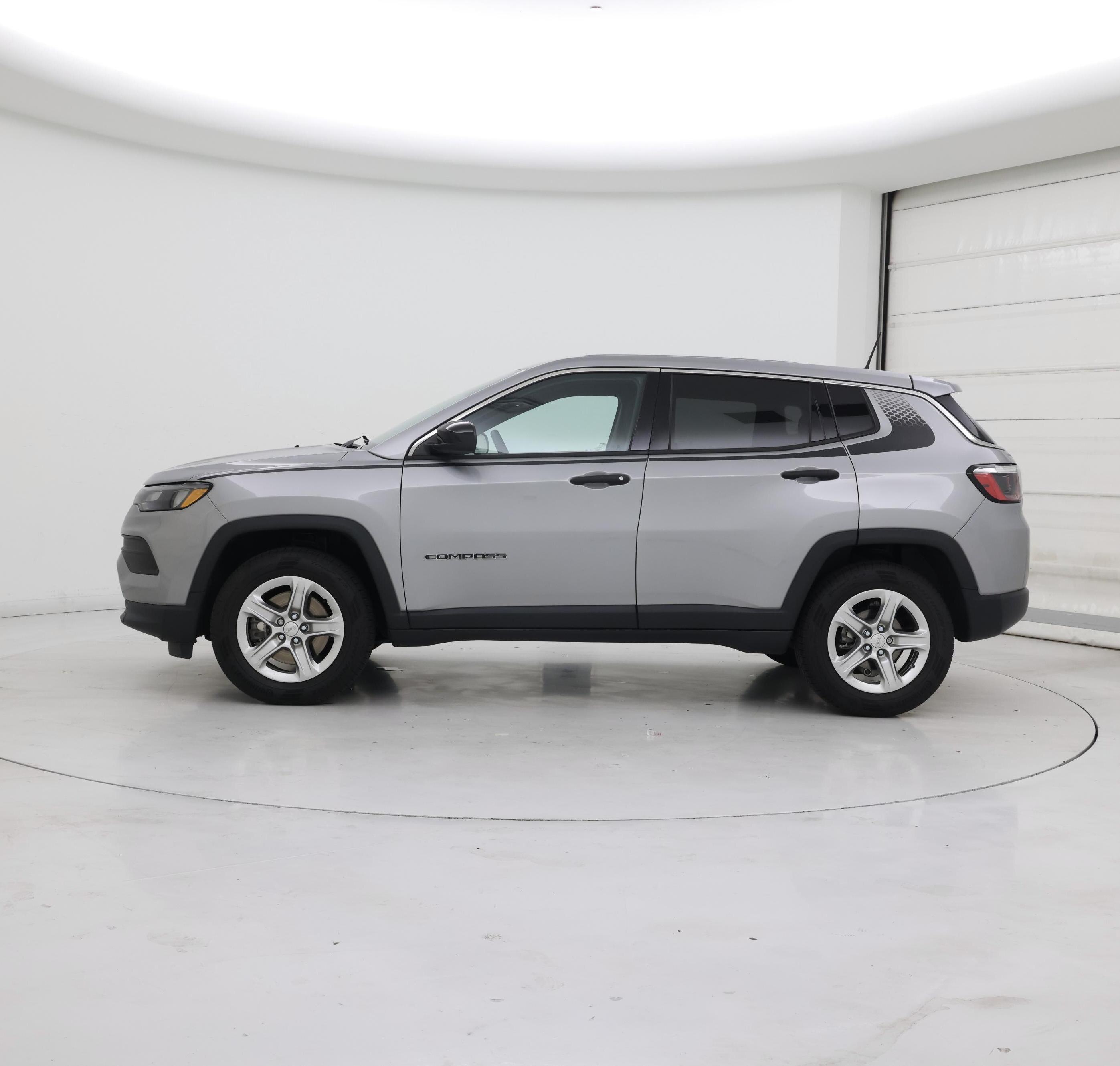 Thumbnail: 2023 Jeep Compass - 3