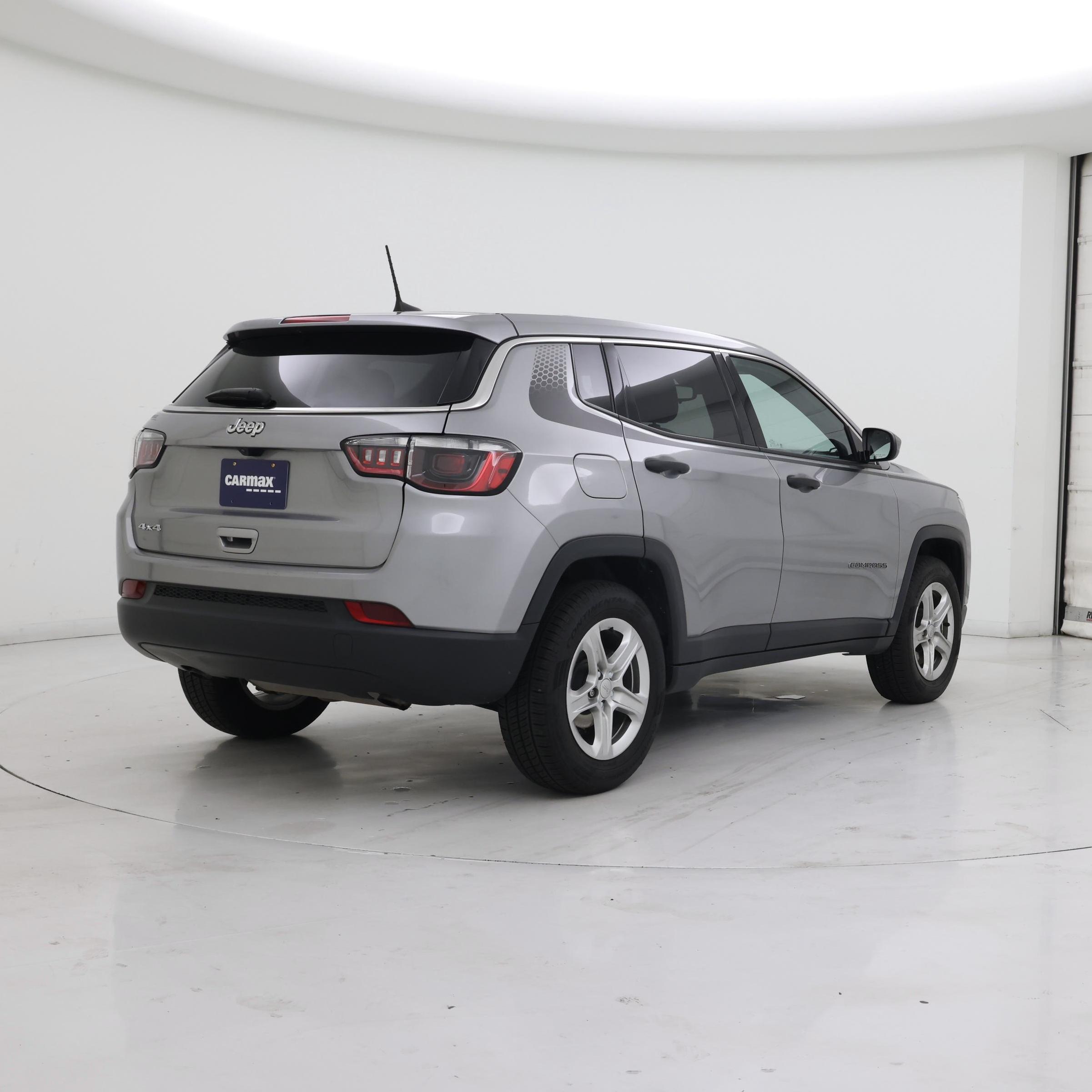 Thumbnail: 2023 Jeep Compass - 8