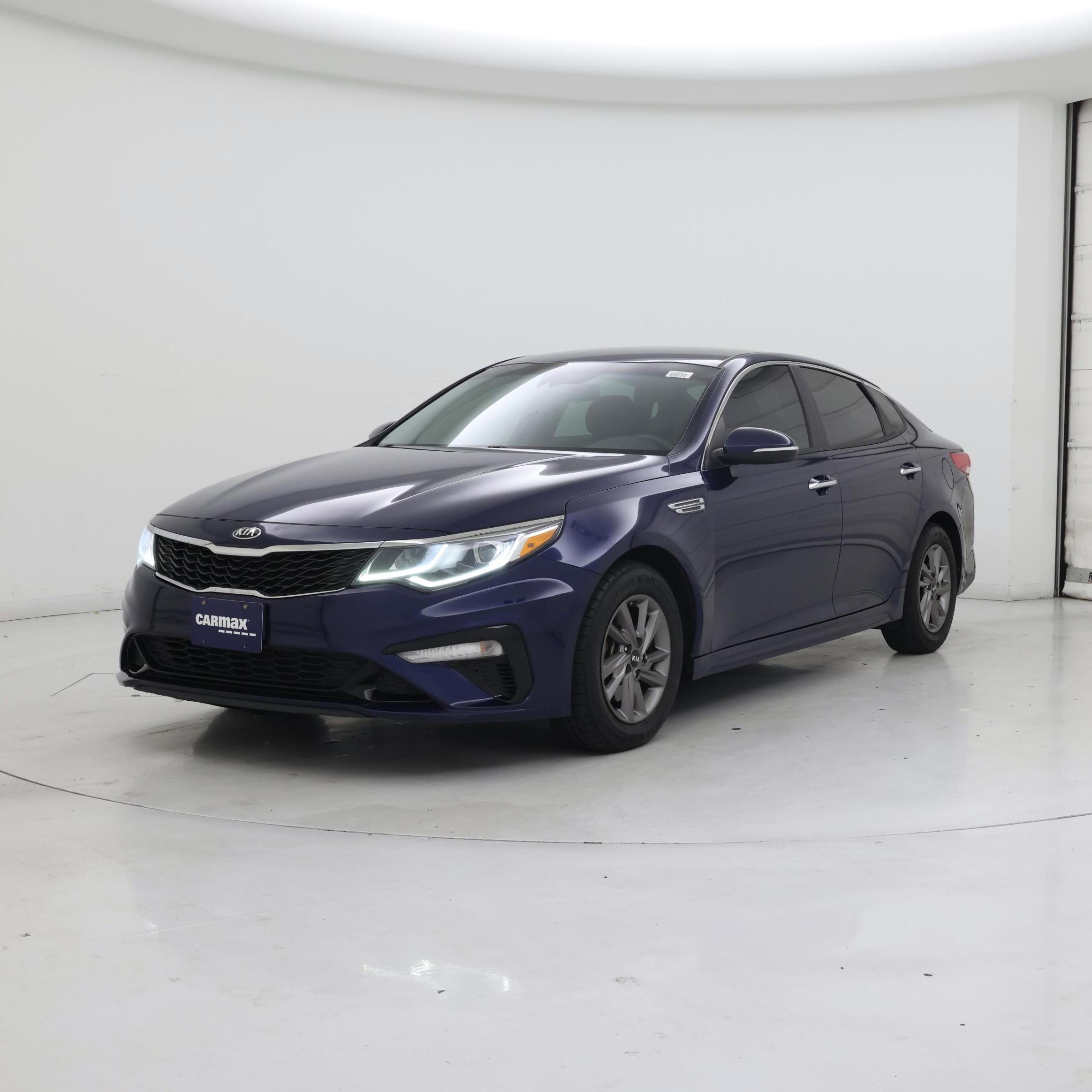 Thumbnail: 2020 Kia Optima - 4