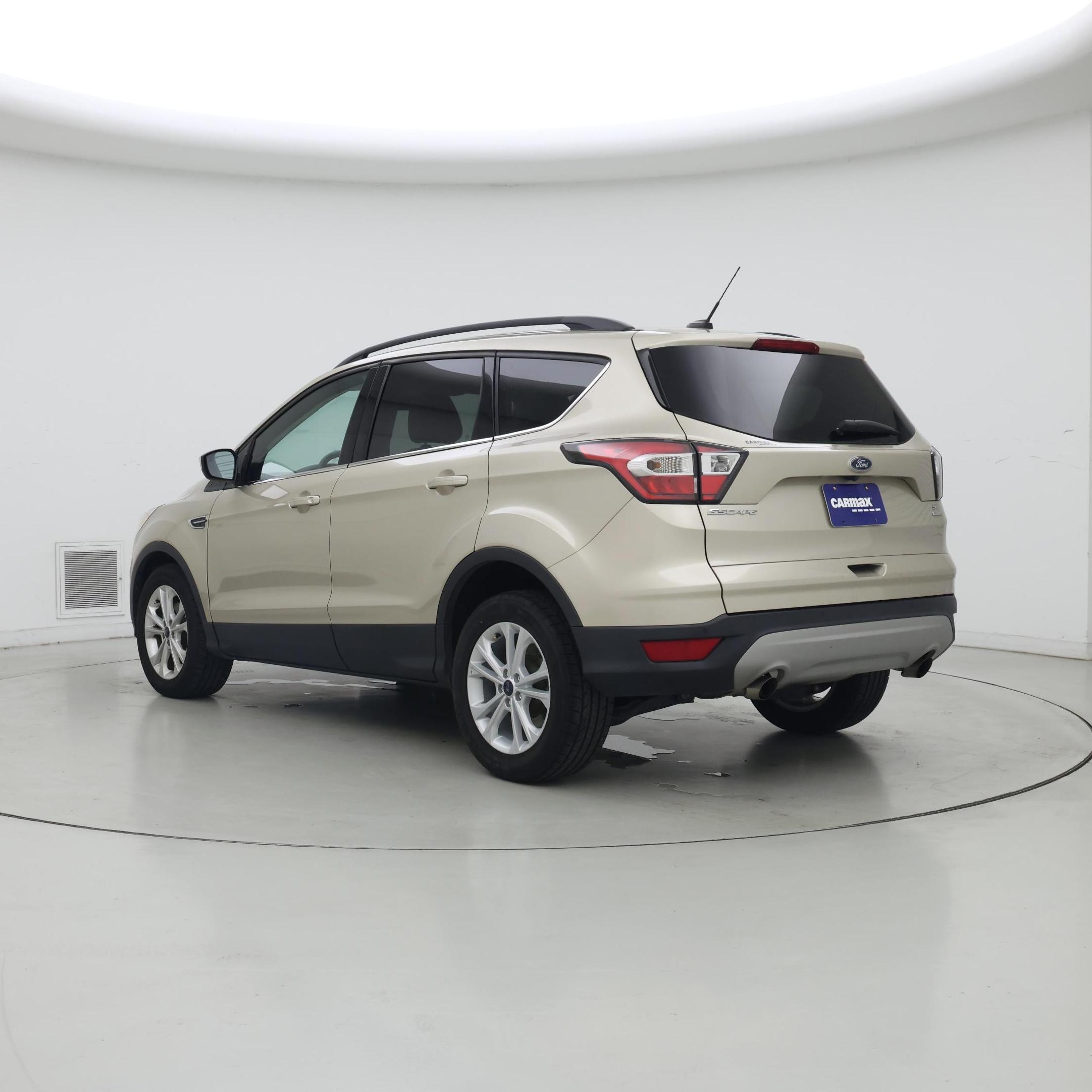 Thumbnail: 2017 Ford Escape - 2