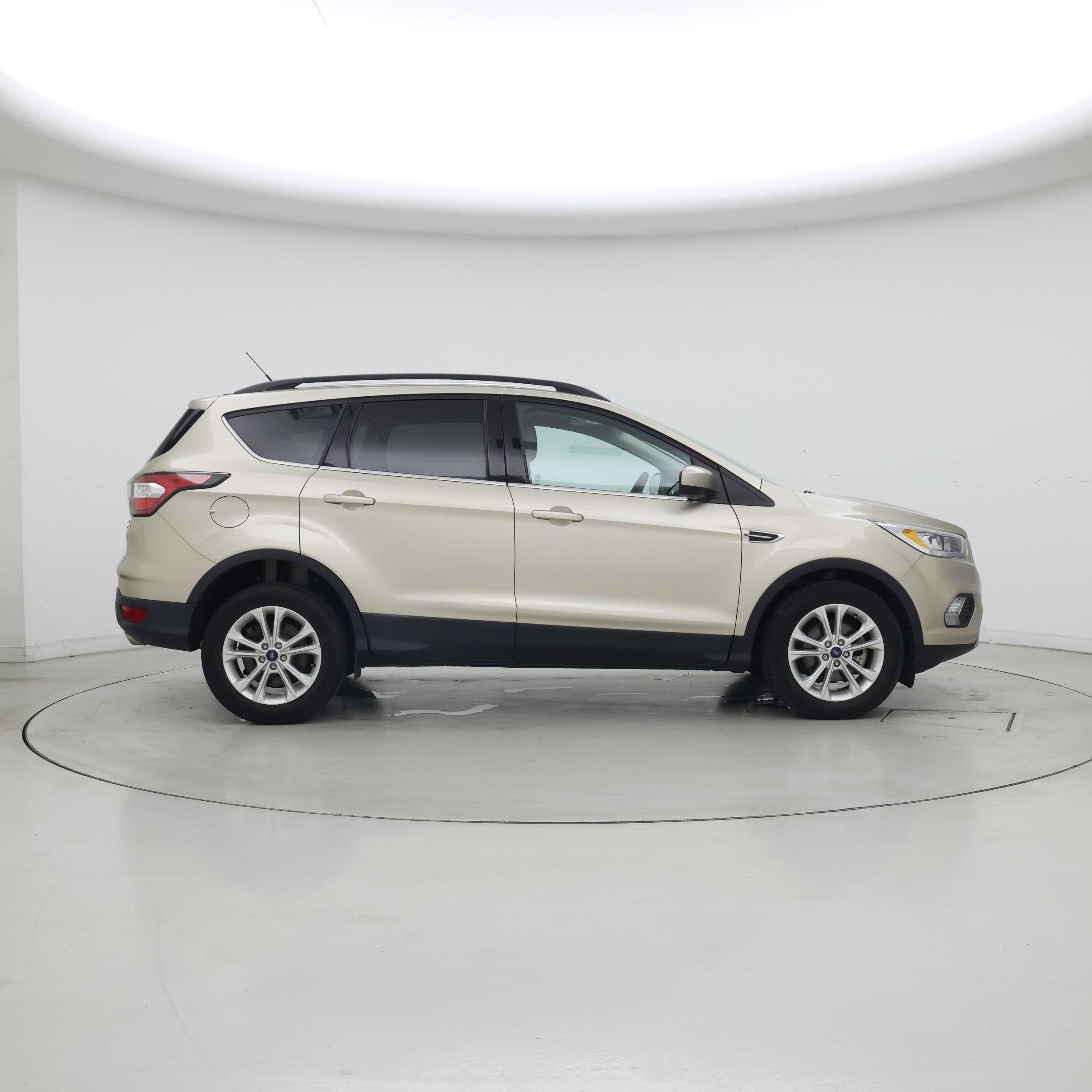 Thumbnail: 2017 Ford Escape - 7