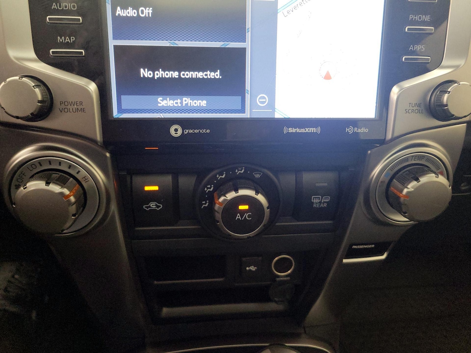 2024 Toyota 4Runner SR5 Premium - Photo 18