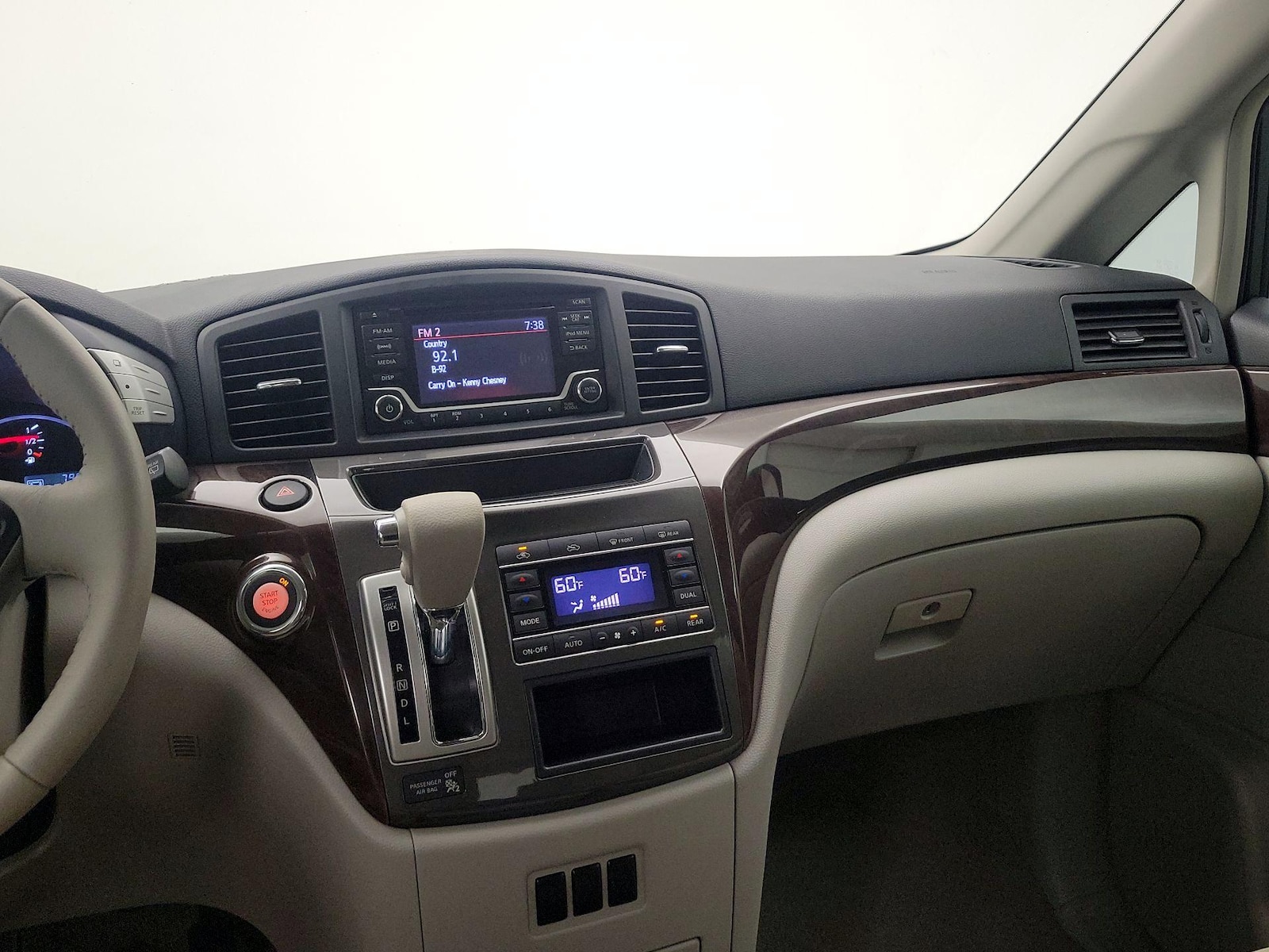 2016 Nissan Quest SV - Photo 10