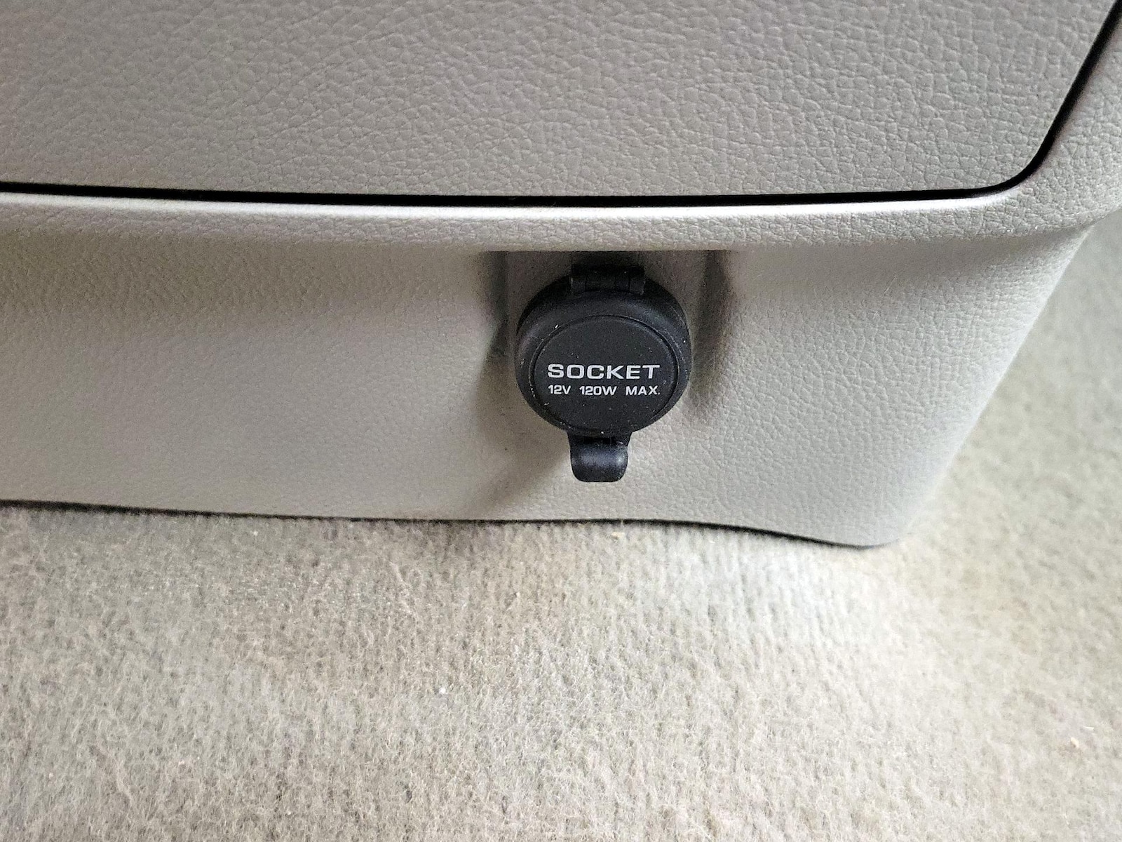 2016 Nissan Quest SV - Photo 19