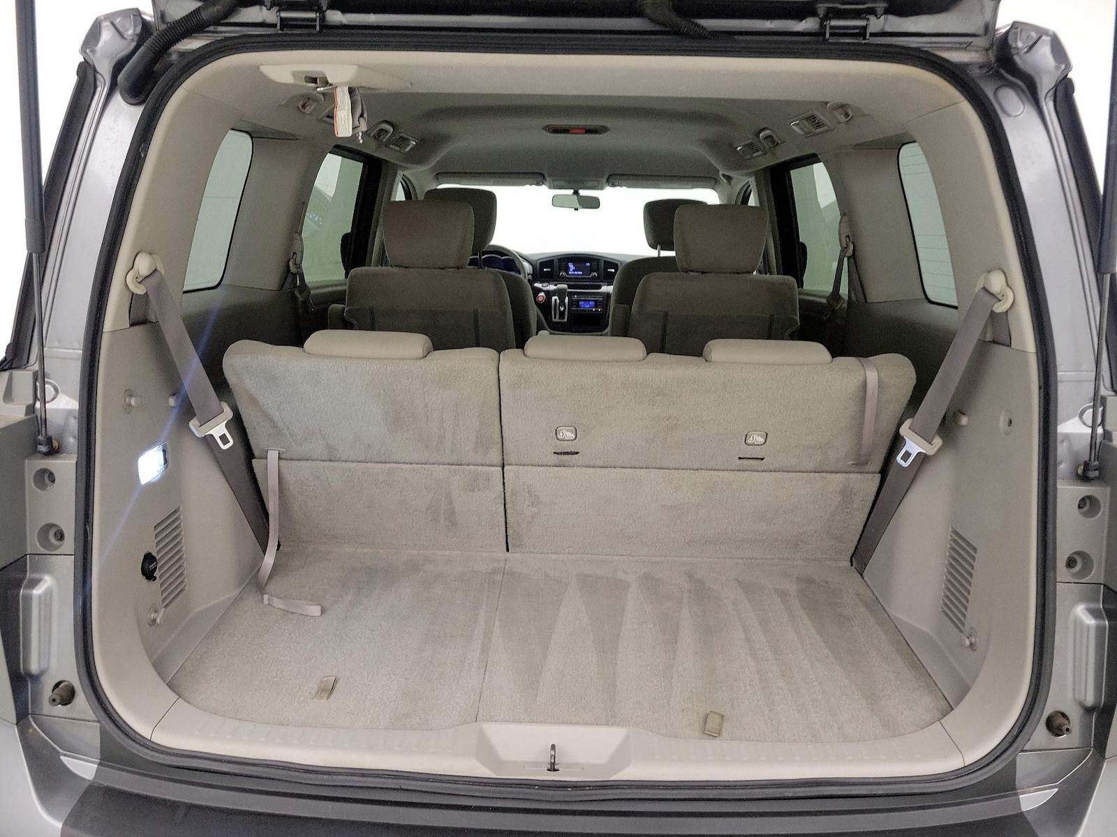 2016 Nissan Quest SV - Photo 22