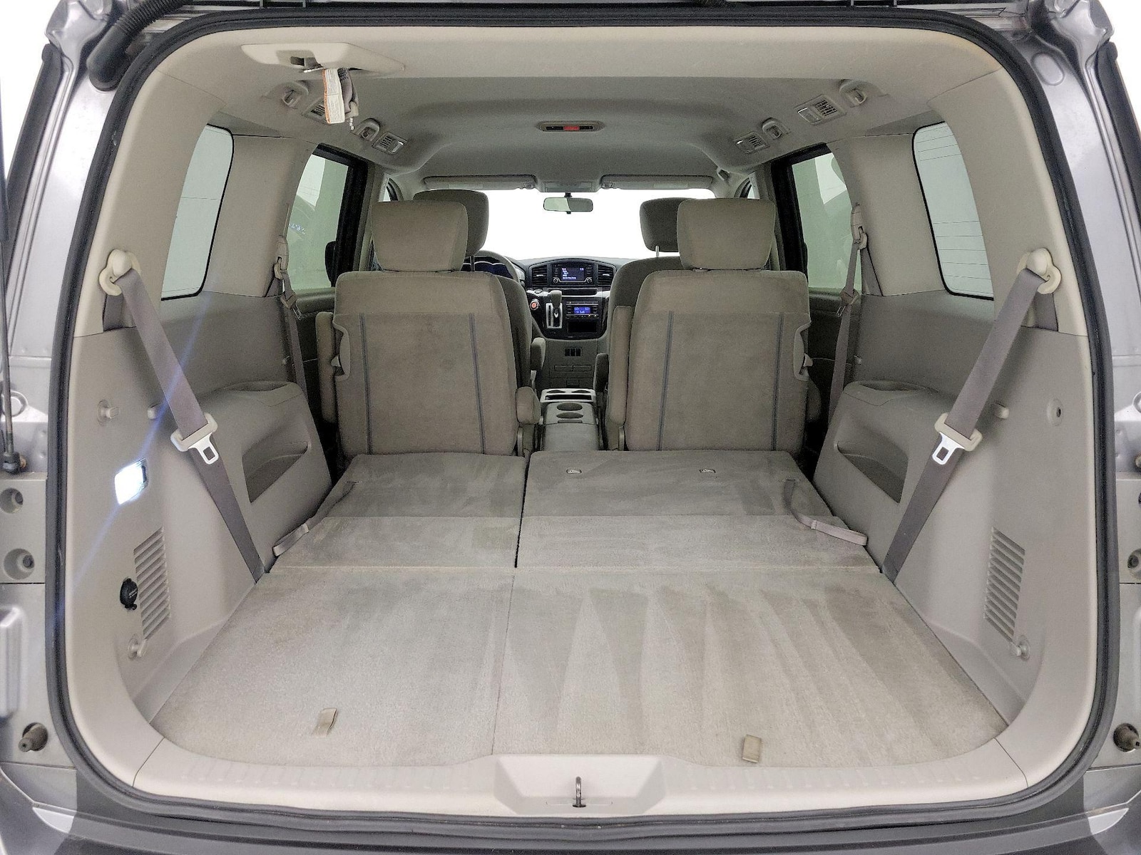 2016 Nissan Quest SV - Photo 23