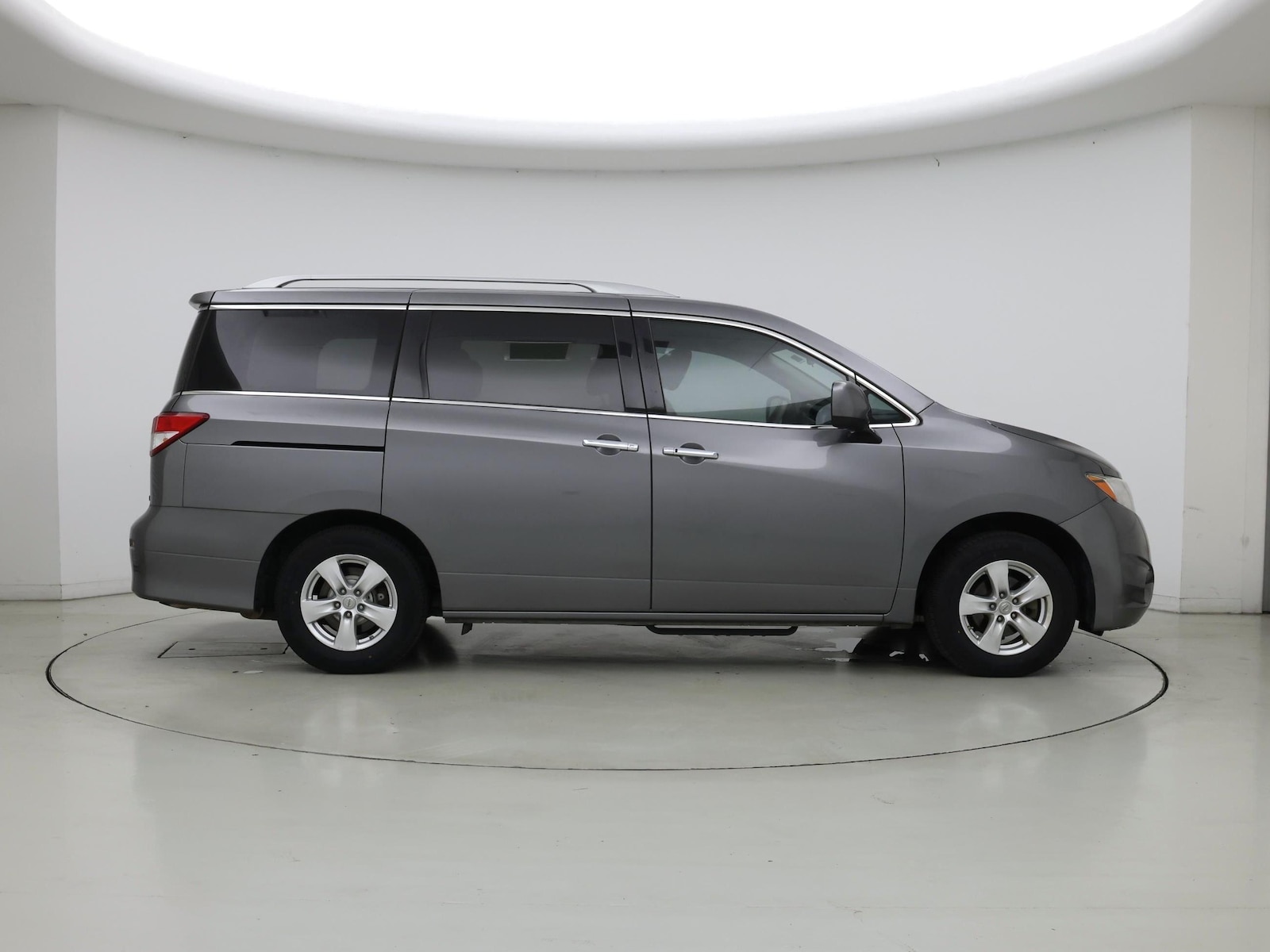 2016 Nissan Quest SV - Photo 8