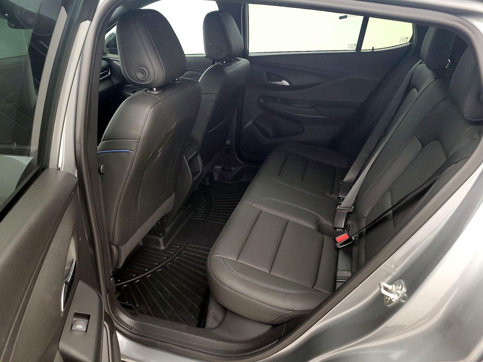 2025 Buick Envista Sport Touring - Photo 20