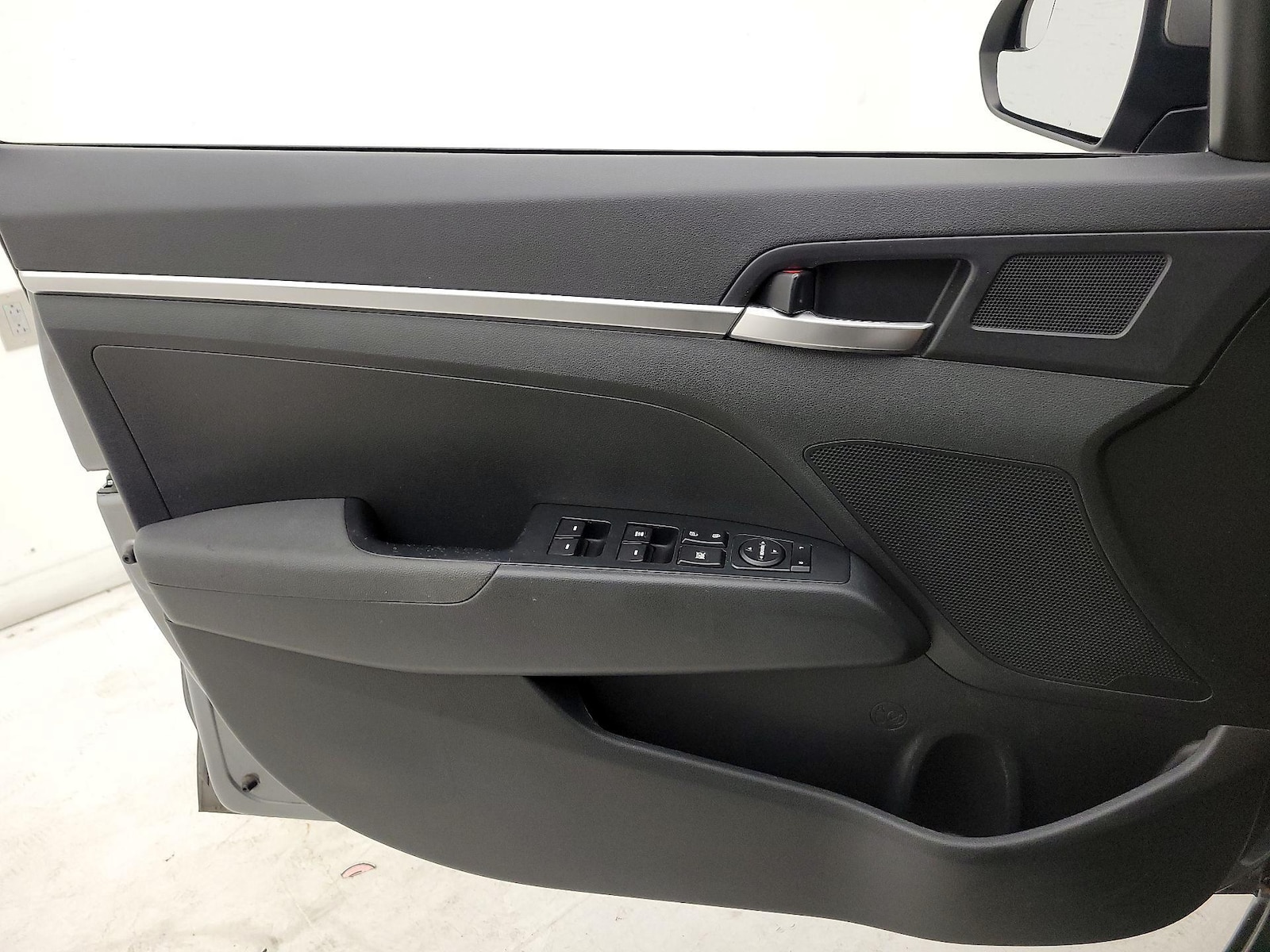 2019 Hyundai Elantra SE - Photo 13