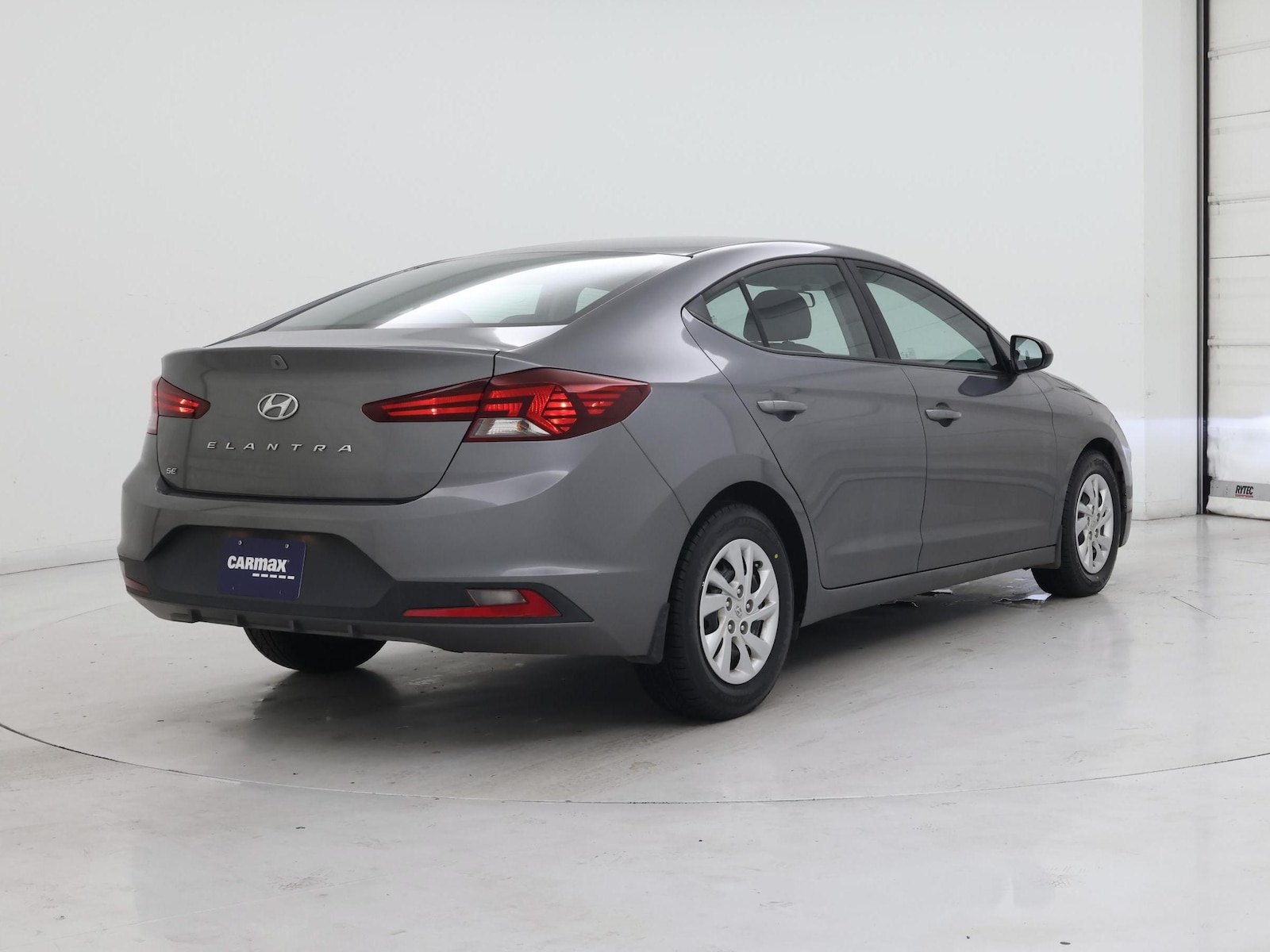 2019 Hyundai Elantra SE - Photo 9