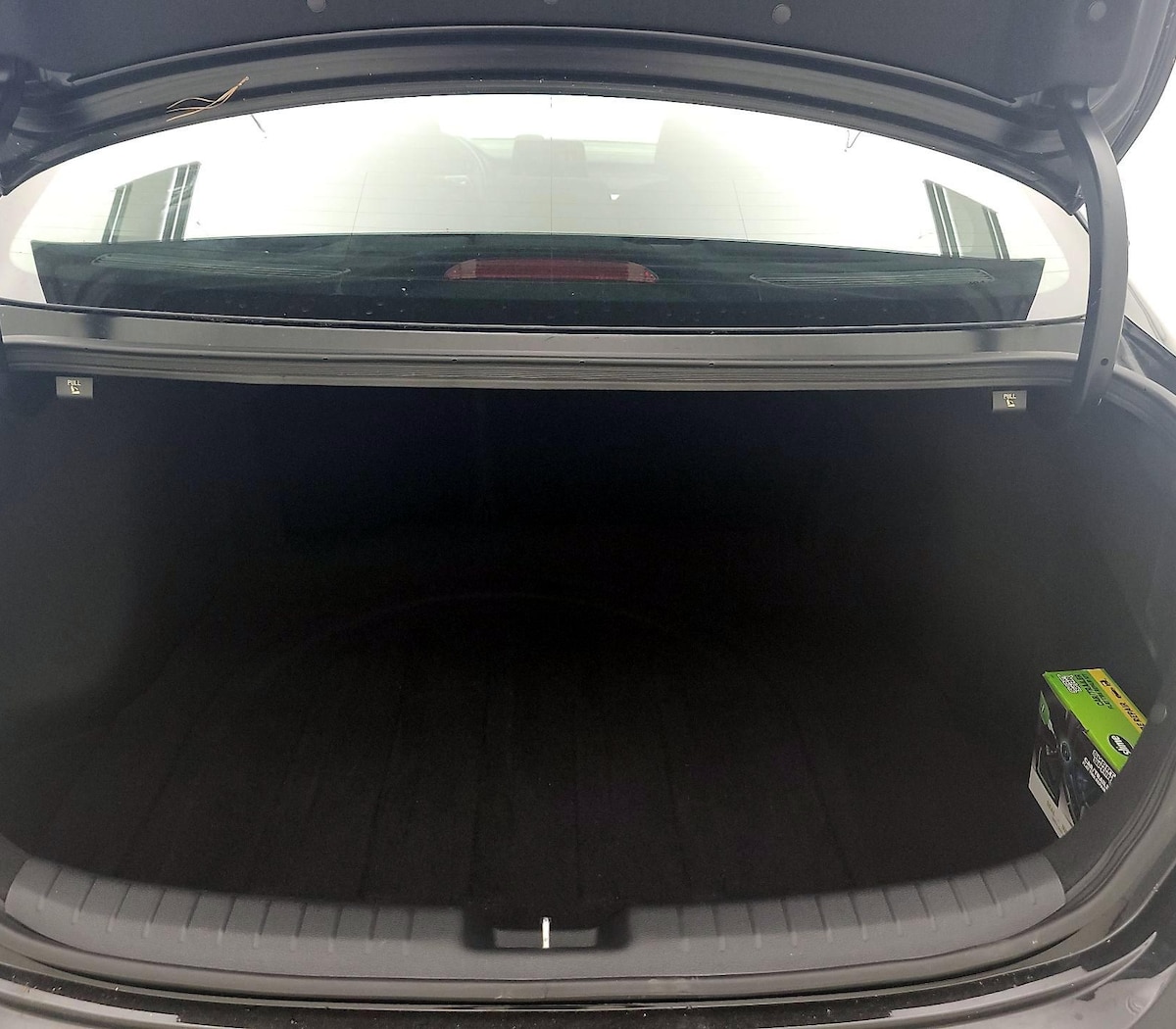 Trunk/Cargo (Seats Up)