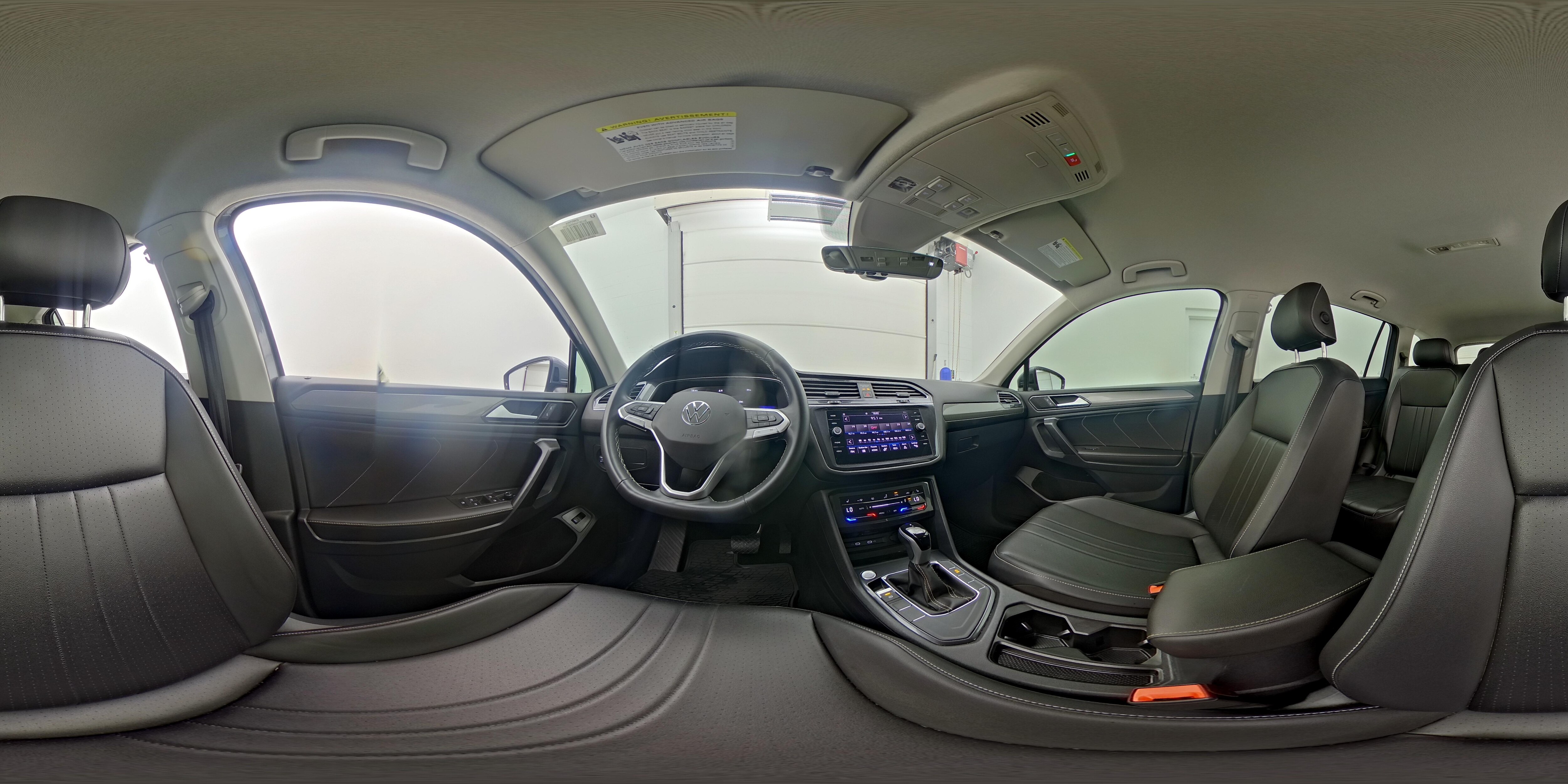 2024 Volkswagen Tiguan SE - Photo 28