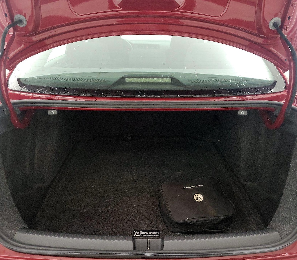 Trunk/Cargo (Seats Up)