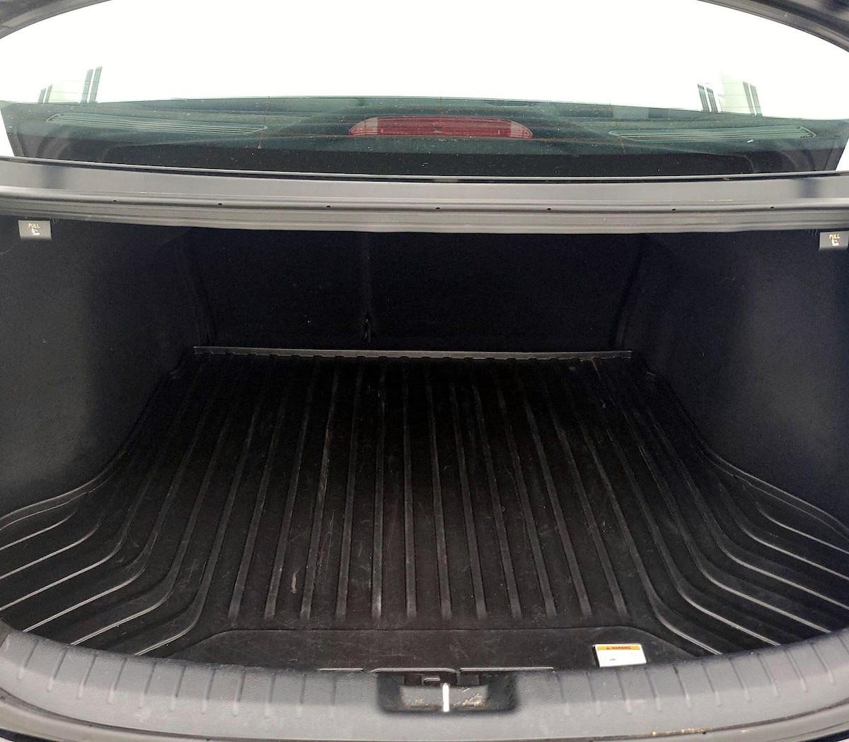 Trunk/Cargo (Seats Up)