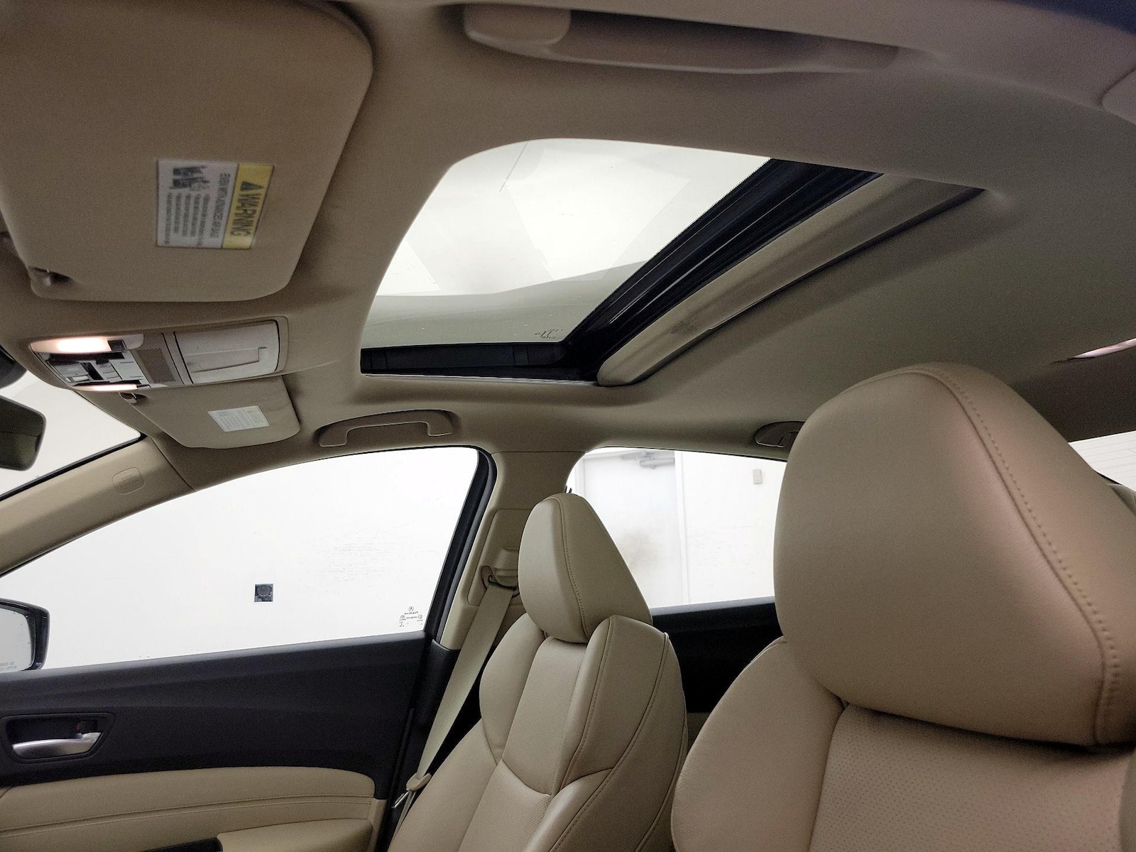 Sunroof(s) & Overhead Airbags