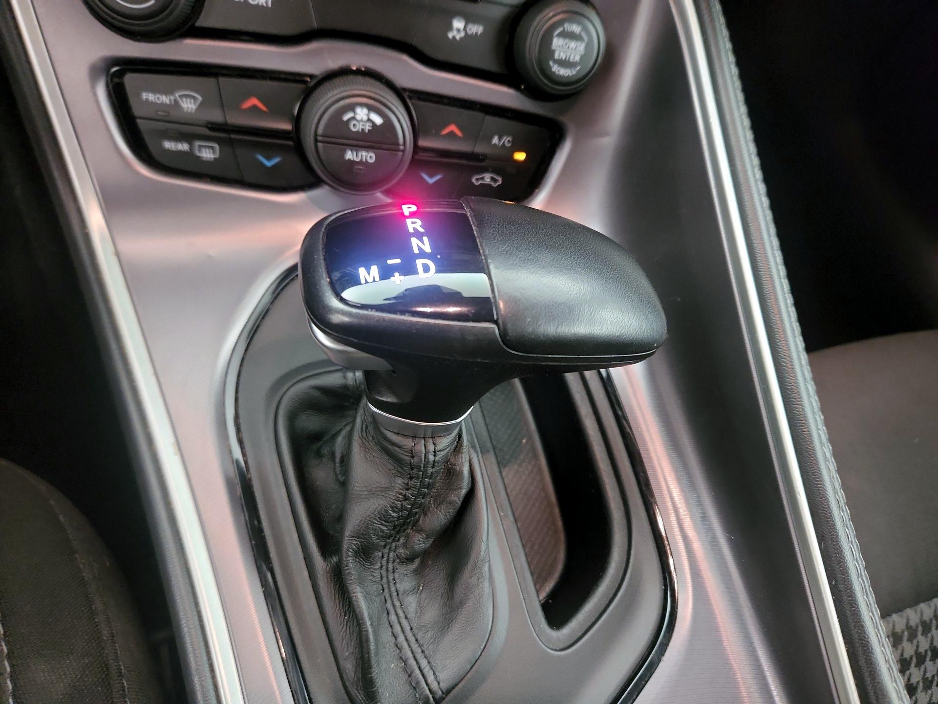 Thumbnail: 2019 Dodge Challenger - 17