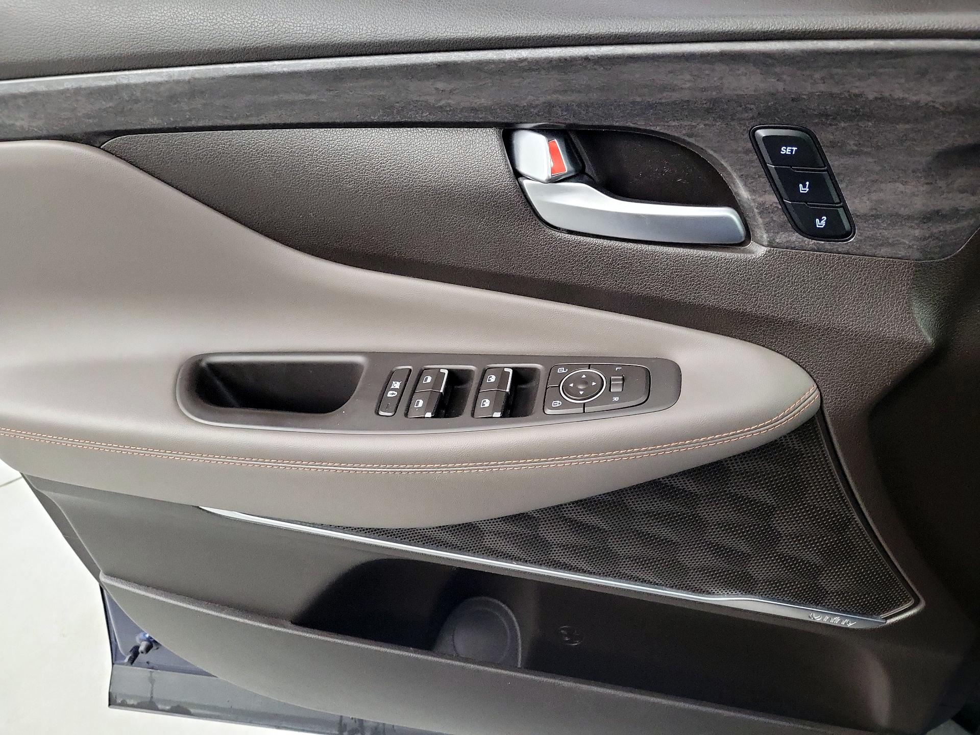 Thumbnail: 2019 Hyundai Santa Fe - 12