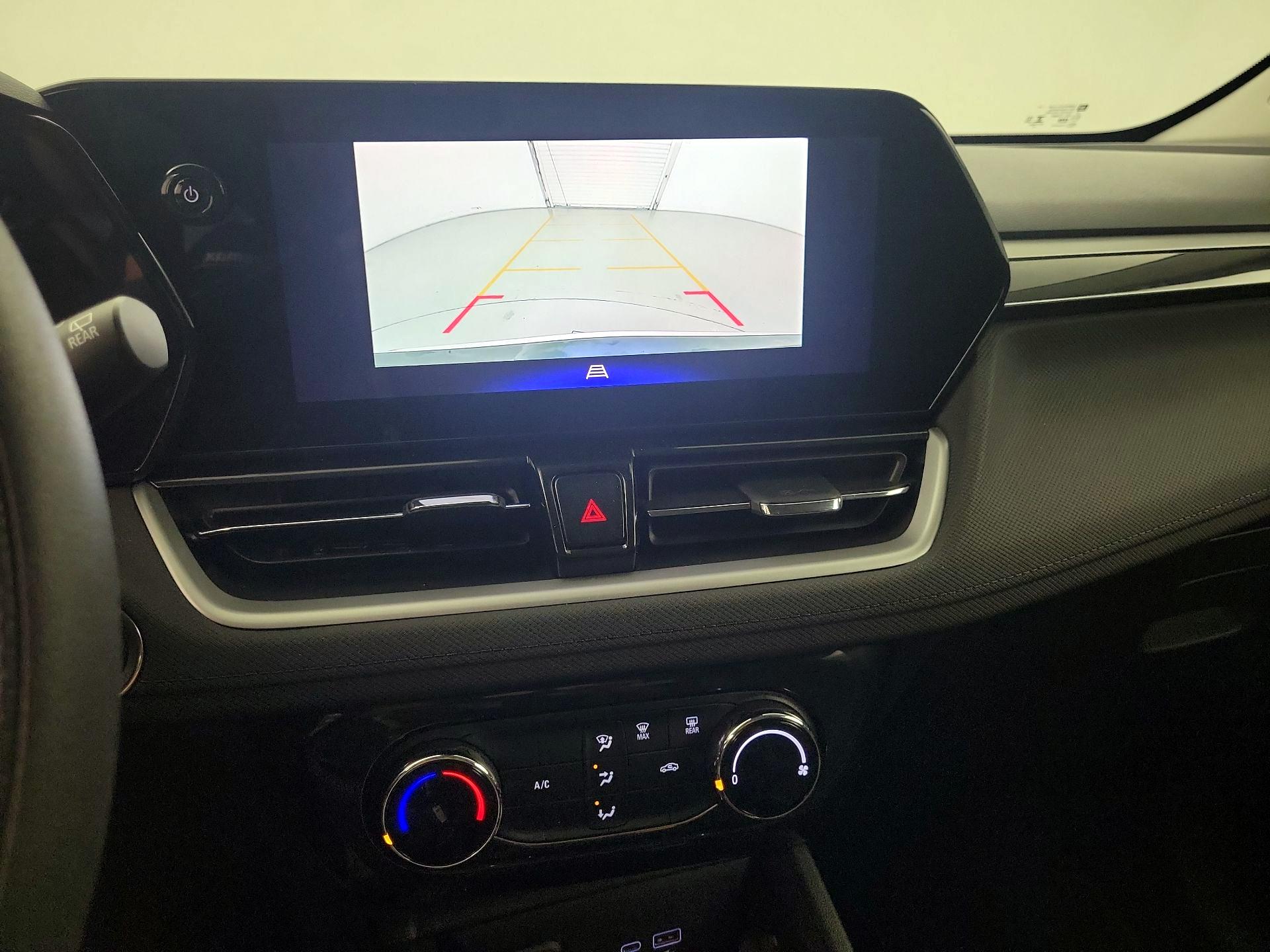 Thumbnail: 2024 Chevrolet TrailBlazer - 13