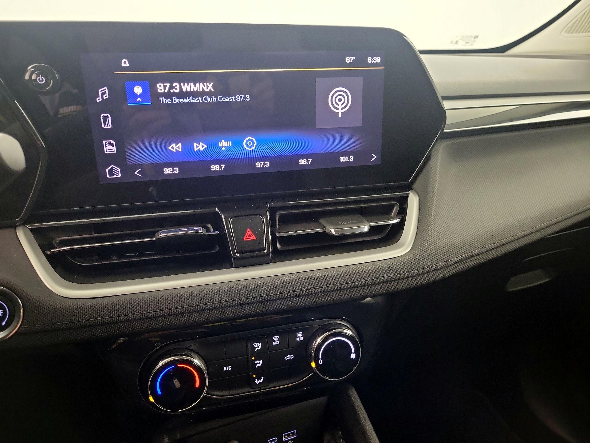 Thumbnail: 2024 Chevrolet TrailBlazer - 14