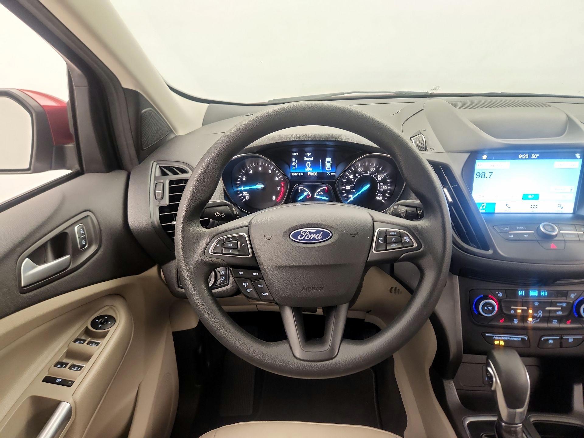 Thumbnail: 2019 Ford Escape - 10