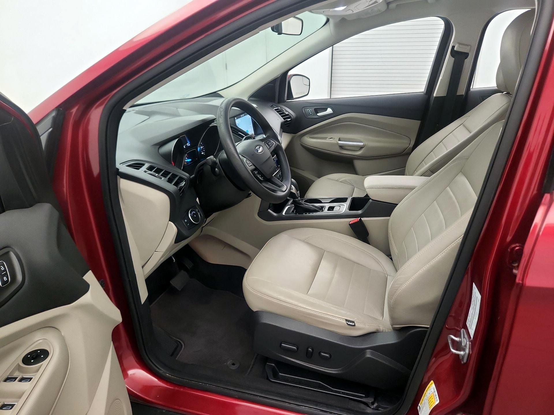 Thumbnail: 2019 Ford Escape - 11