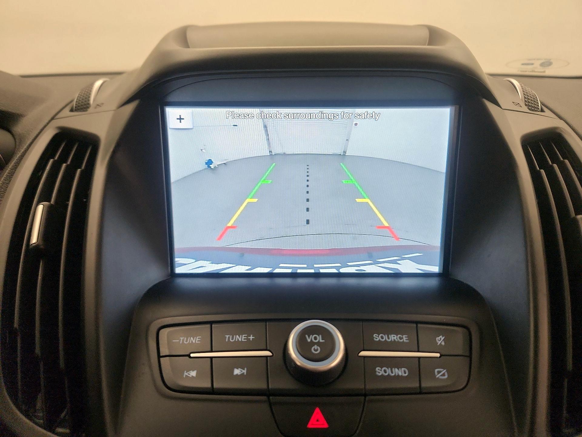 Thumbnail: 2019 Ford Escape - 14