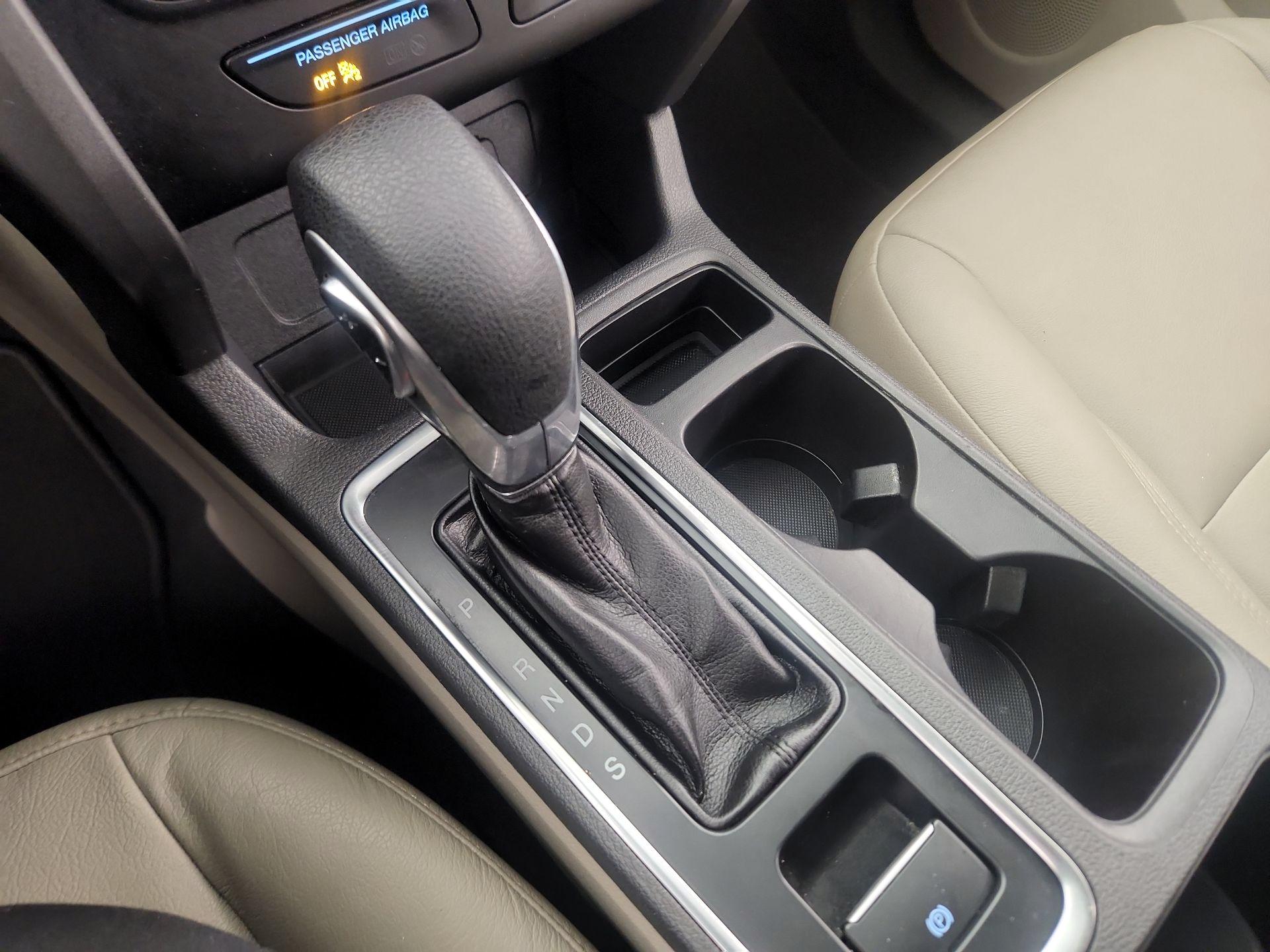 Thumbnail: 2019 Ford Escape - 17