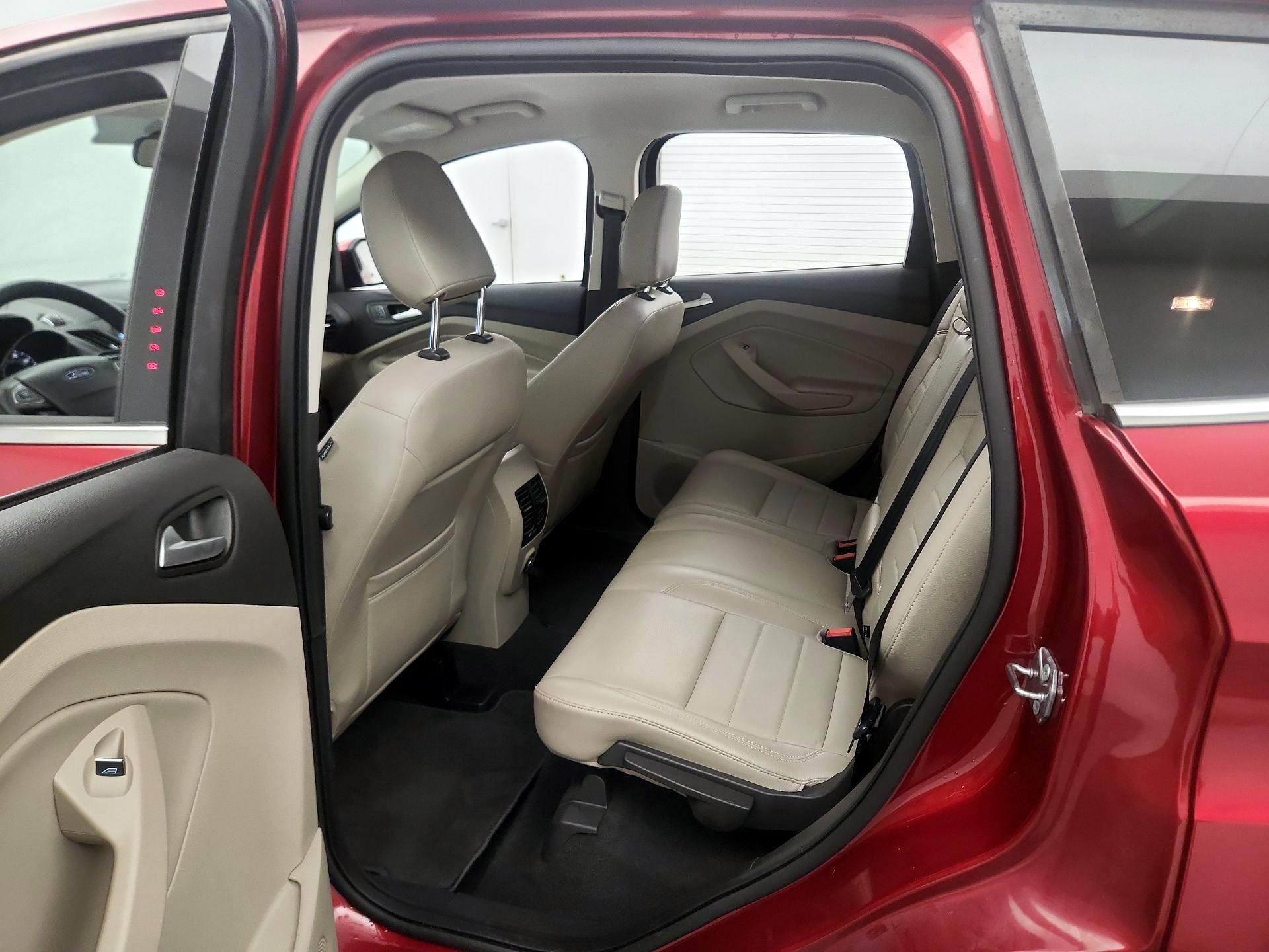 Thumbnail: 2019 Ford Escape - 19