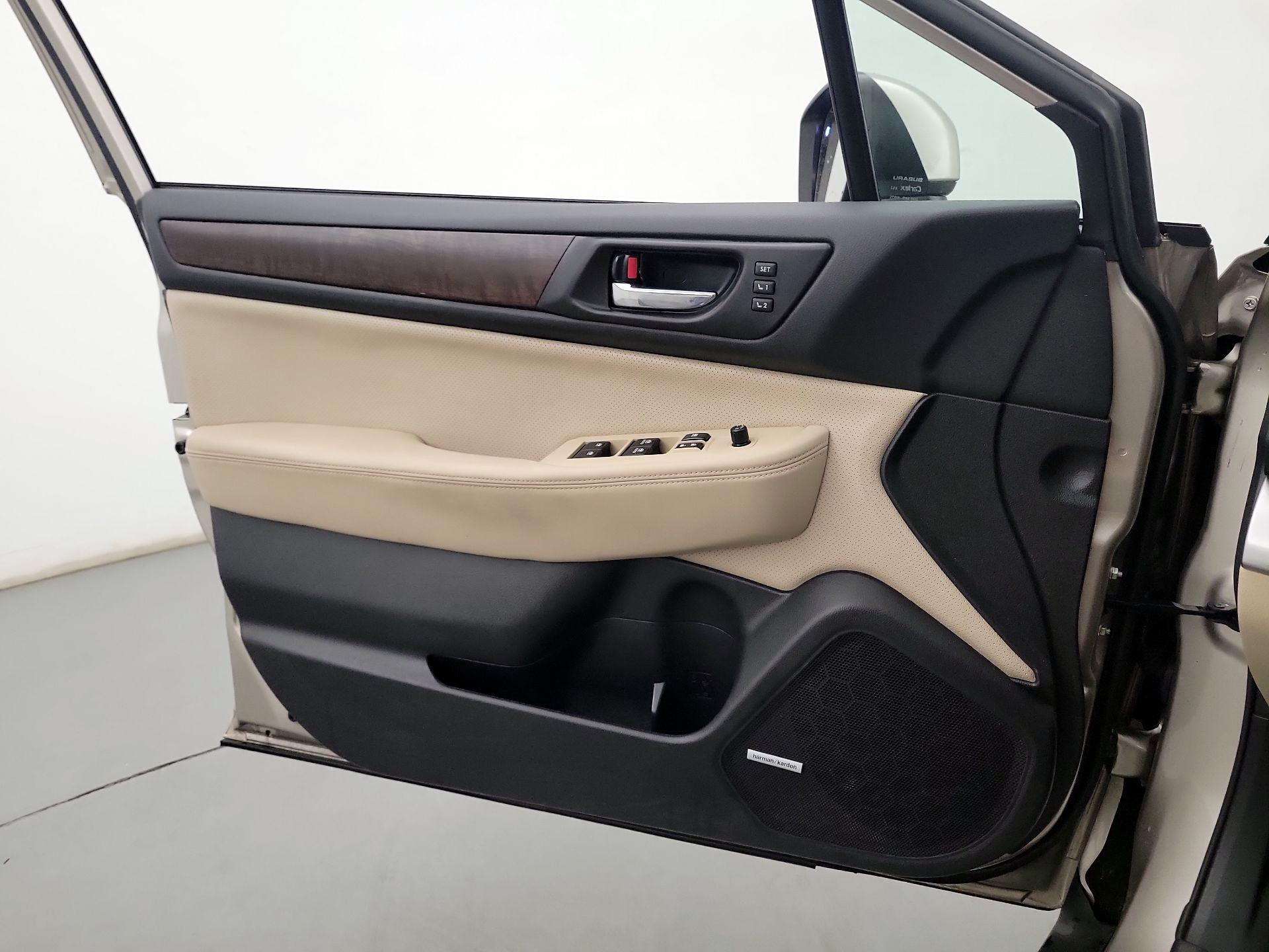 Thumbnail: 2015 Subaru Outback - 12