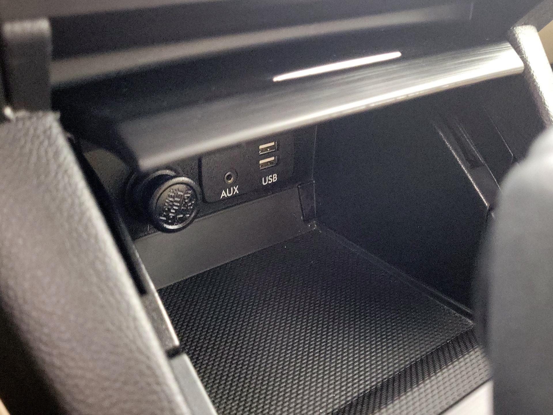 Thumbnail: 2015 Subaru Outback - 19