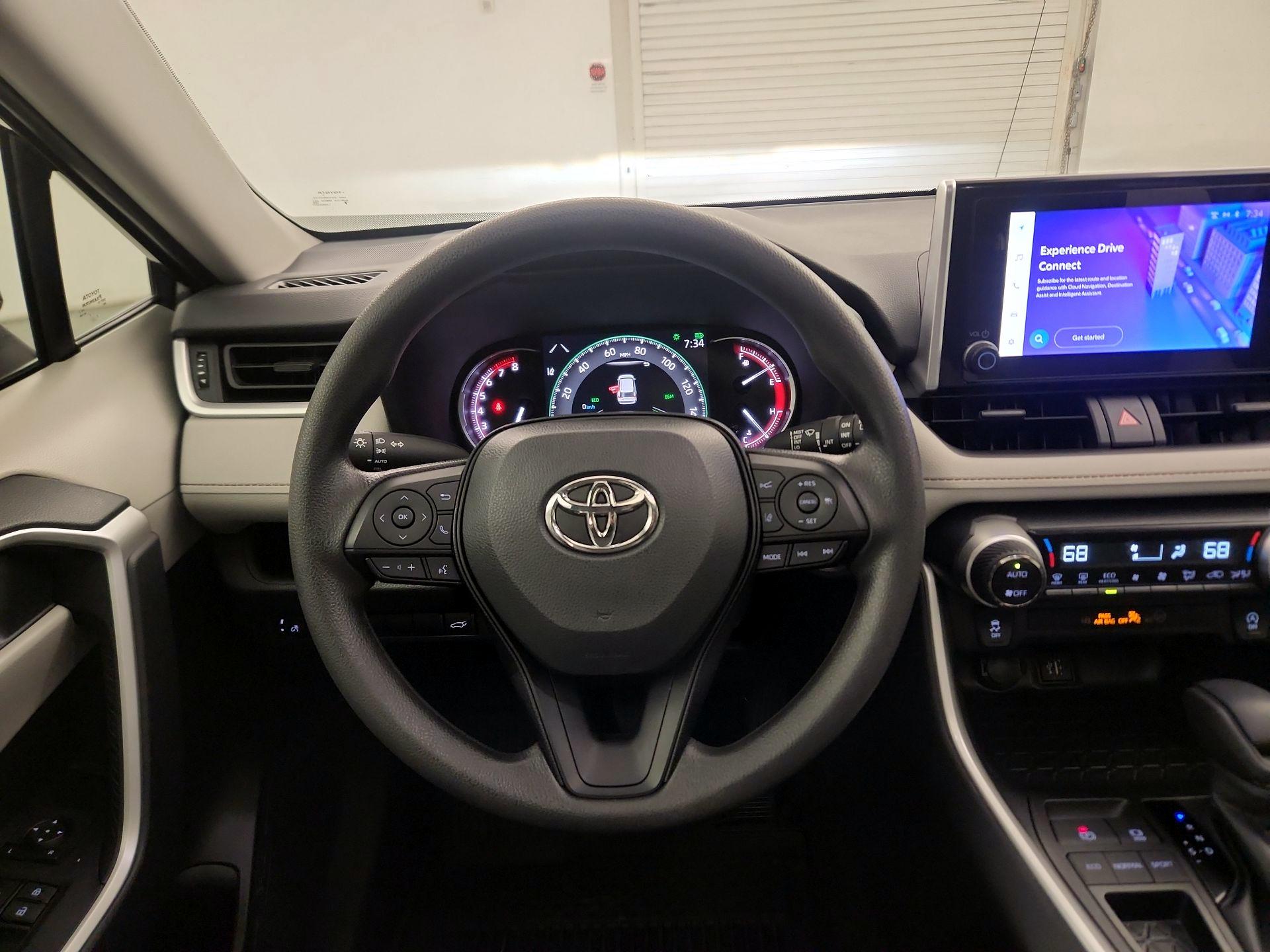 Thumbnail: 2023 Toyota RAV4 - 10