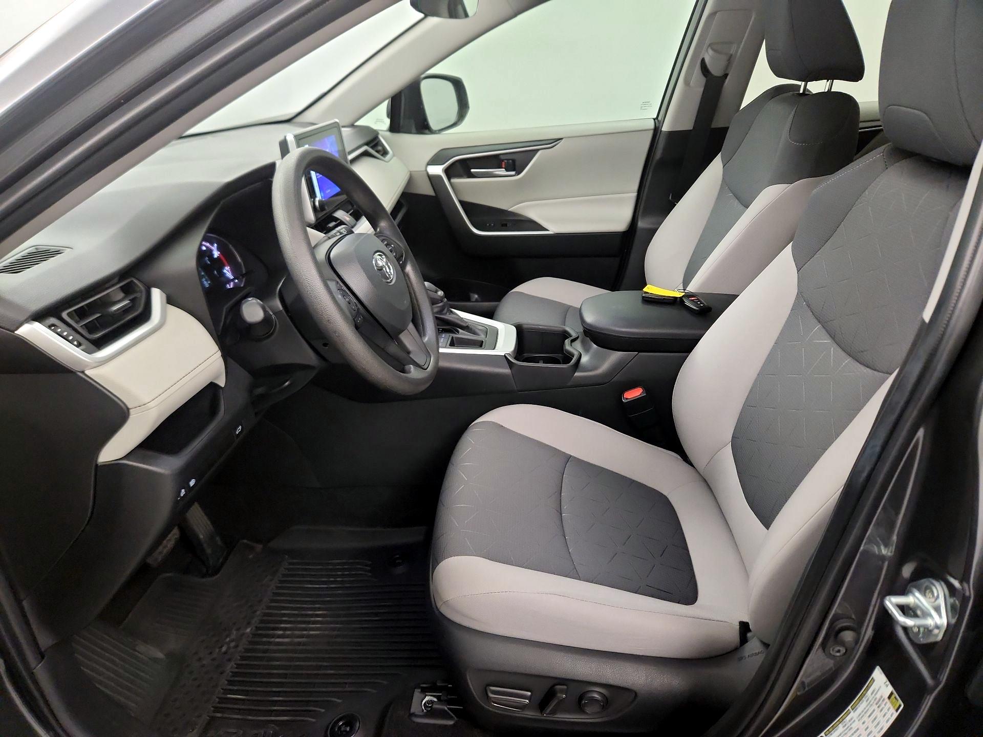 Thumbnail: 2023 Toyota RAV4 - 11